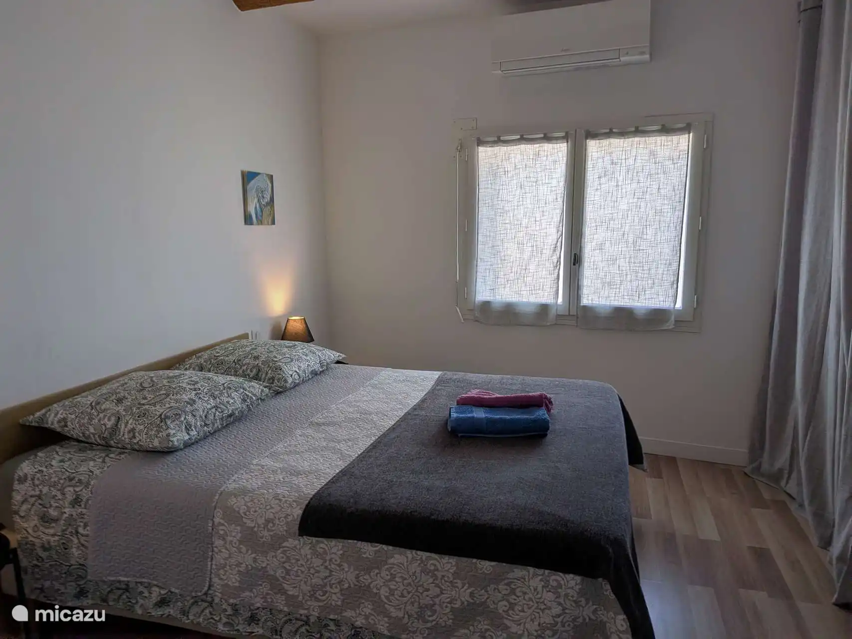 Habitación con aire acondicionado