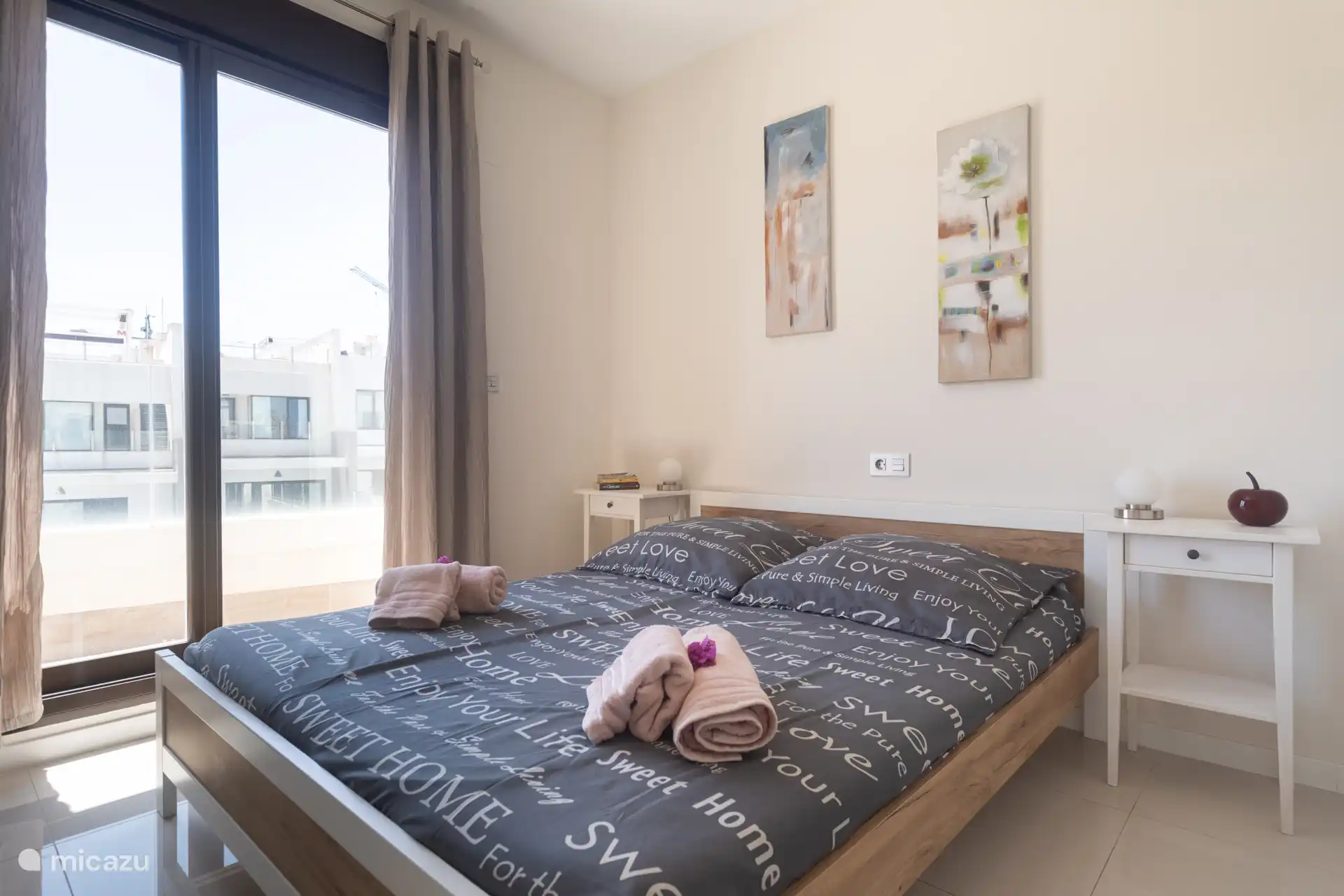 Chambre 2 avec balcon orienté au sud
