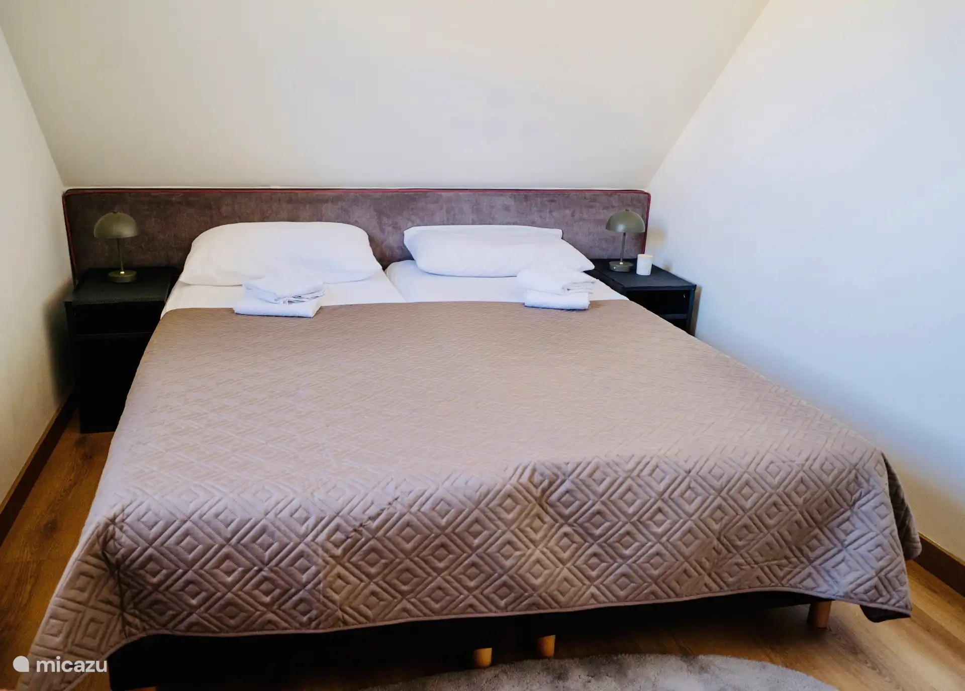 Schlafzimmer 2