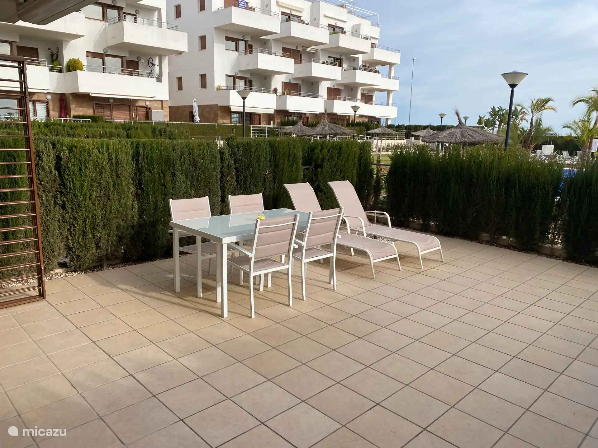 Rear terrace.