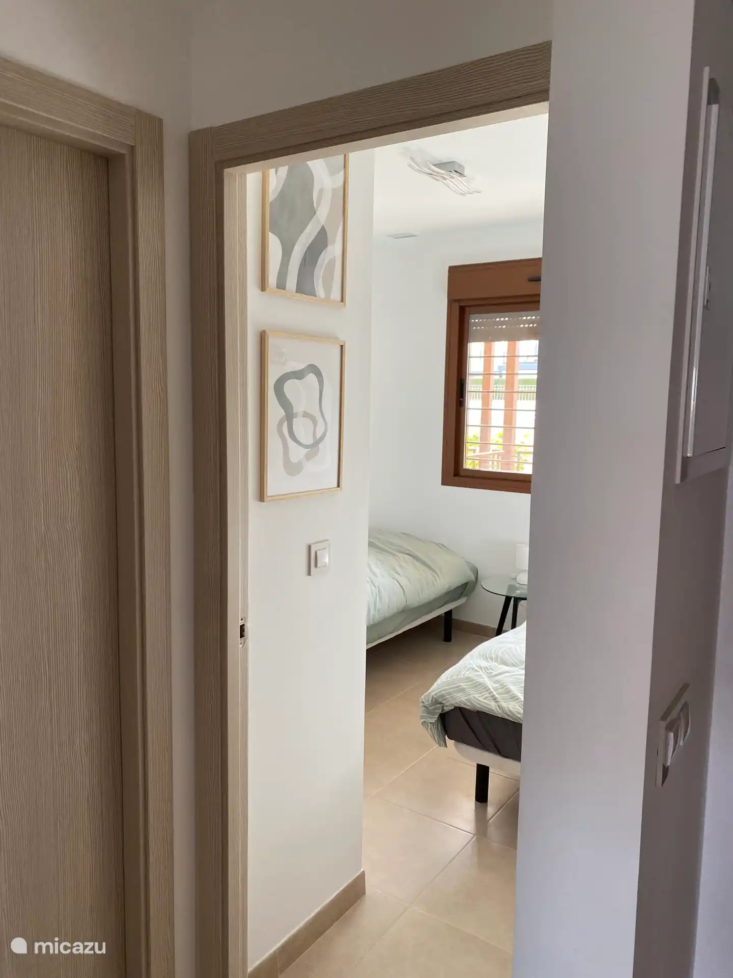 Access bedroom 2.