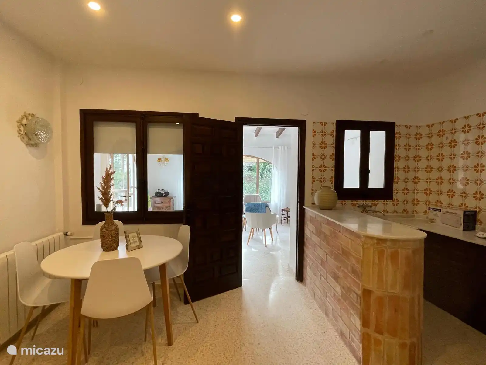 cocina y mesa de comedor BARRANCA