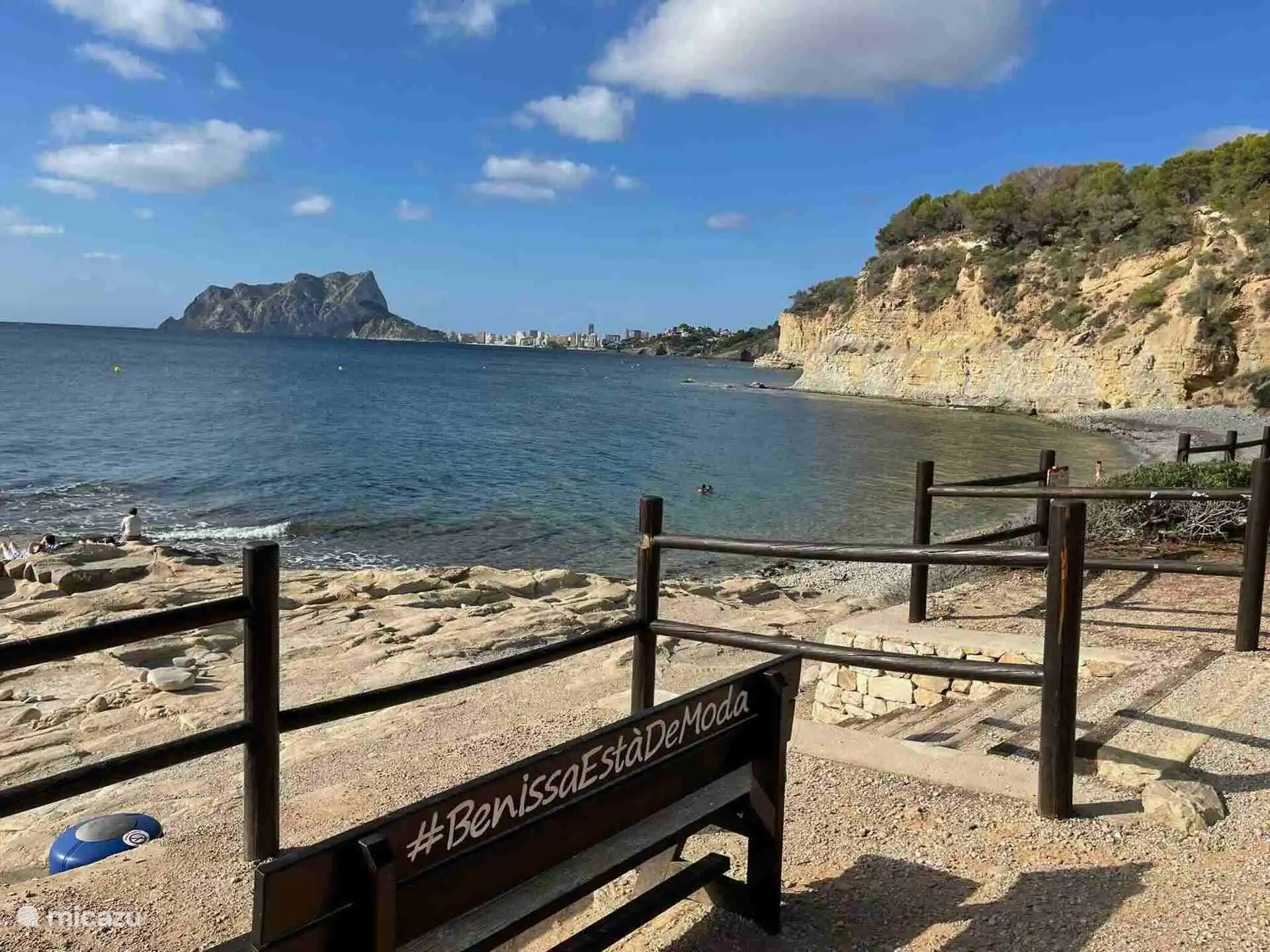La playa a 900 metros de nuestra casa. 