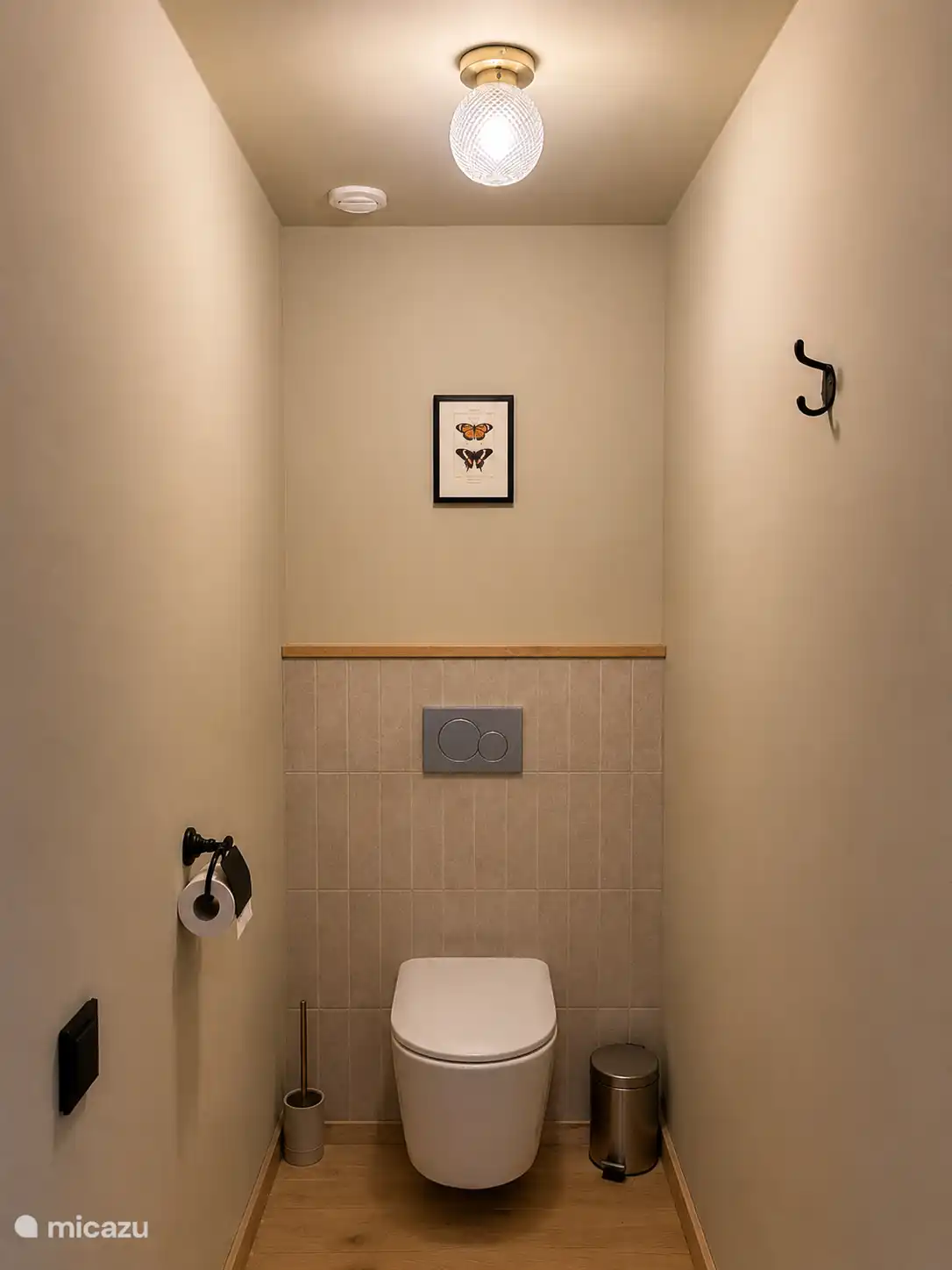 2de toilet op de eerste verdieping die bij de studio hoort