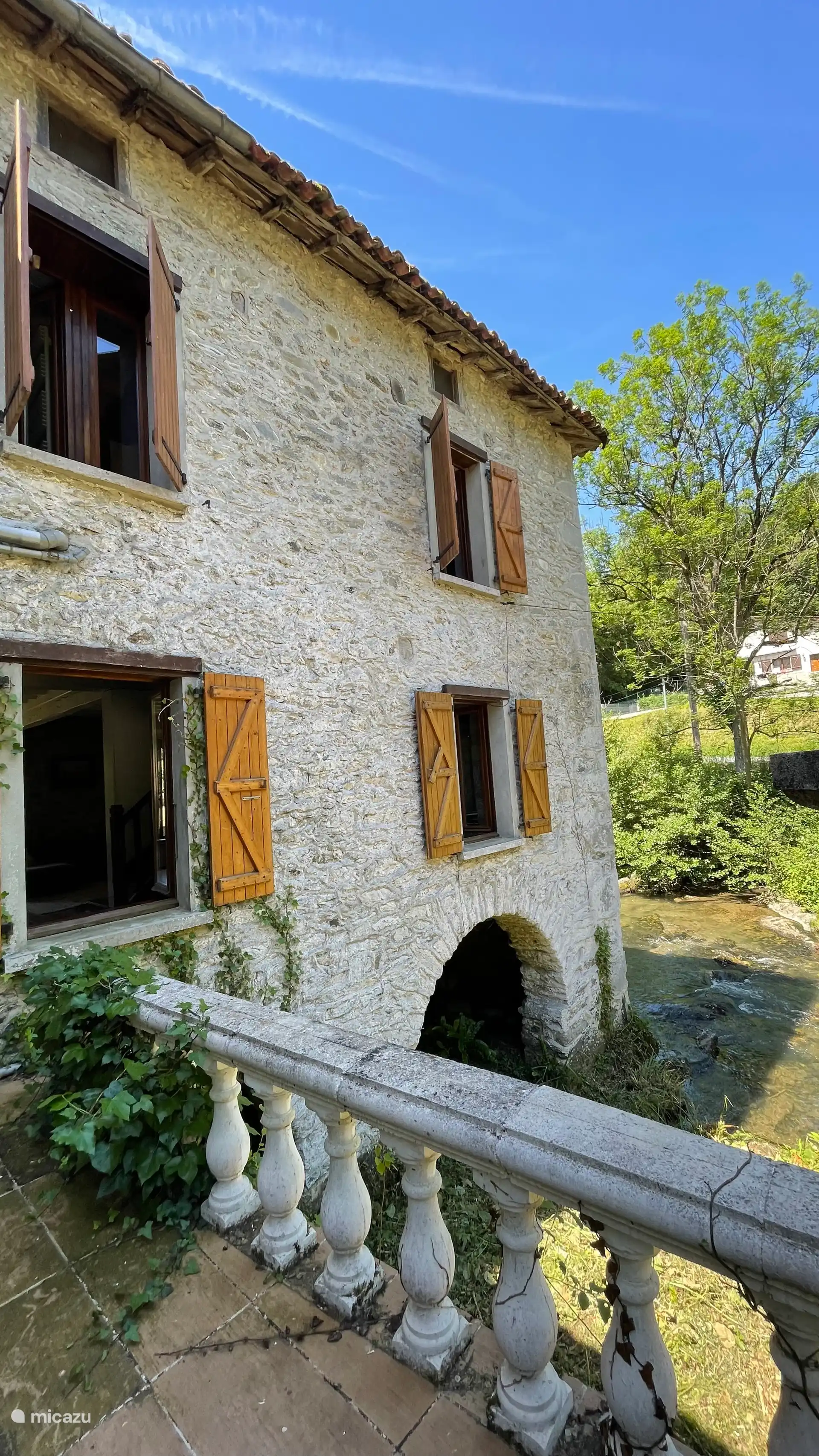 Achter in het huis