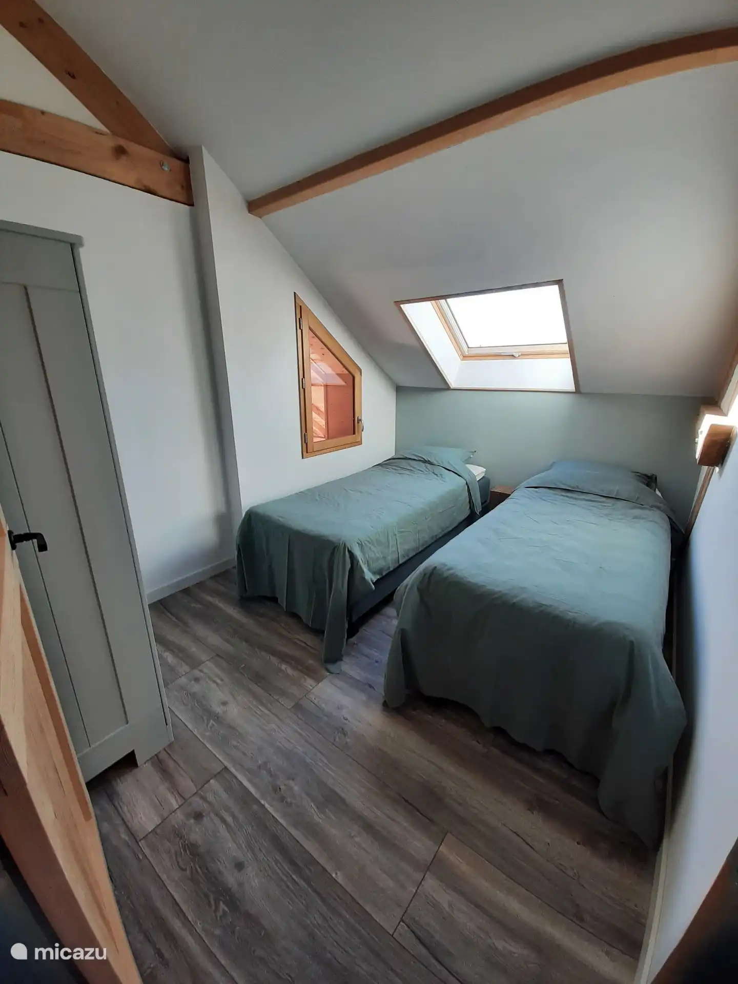 Schlafzimmer 2