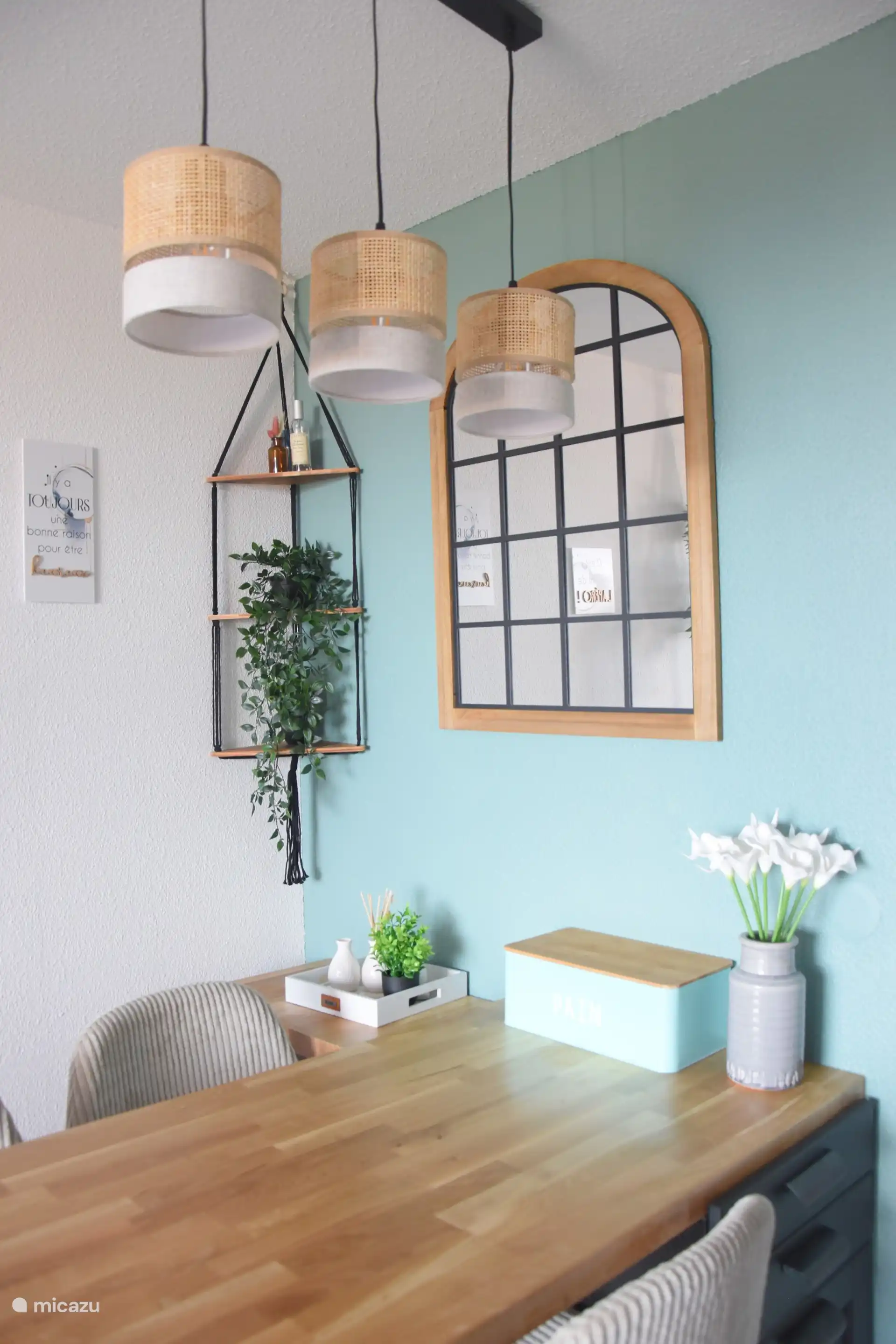 The decoration