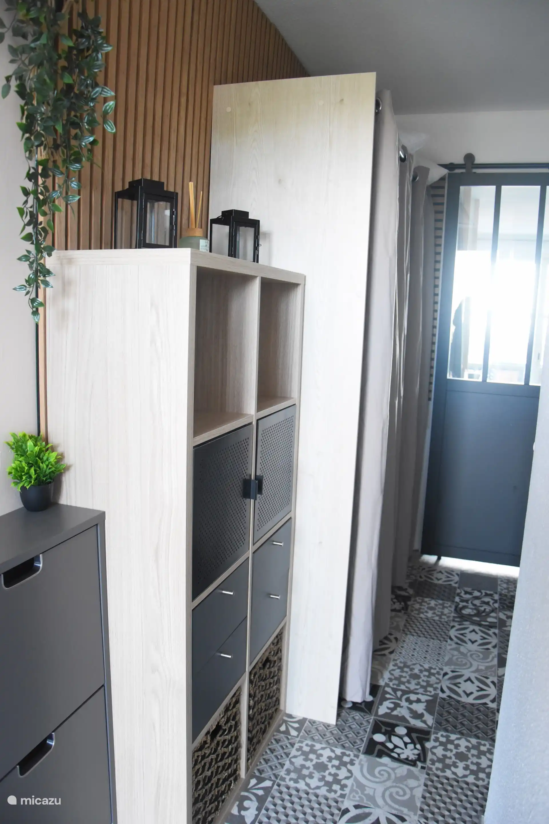 Shoe and furniture storage