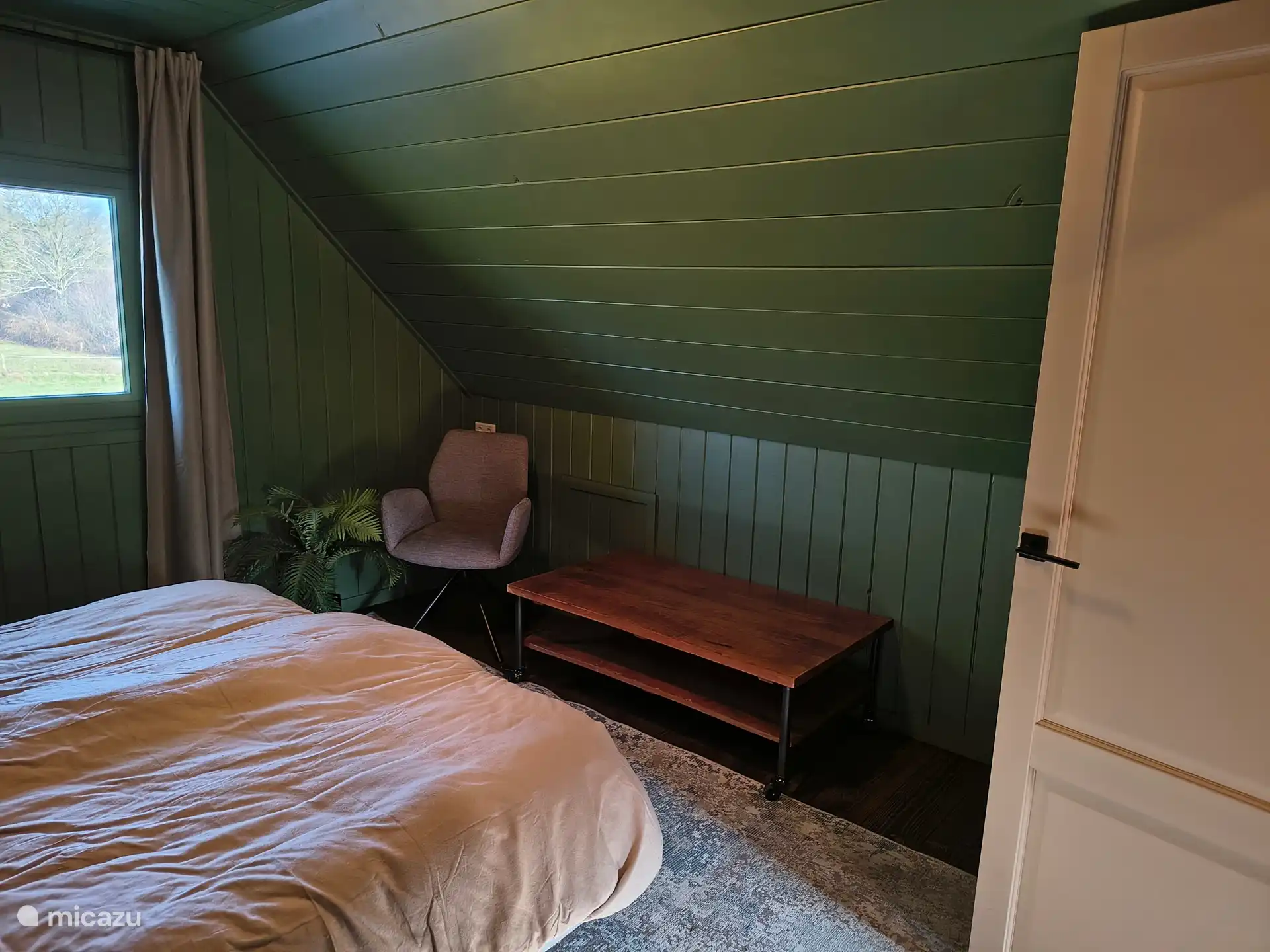 Upstairs bedroom