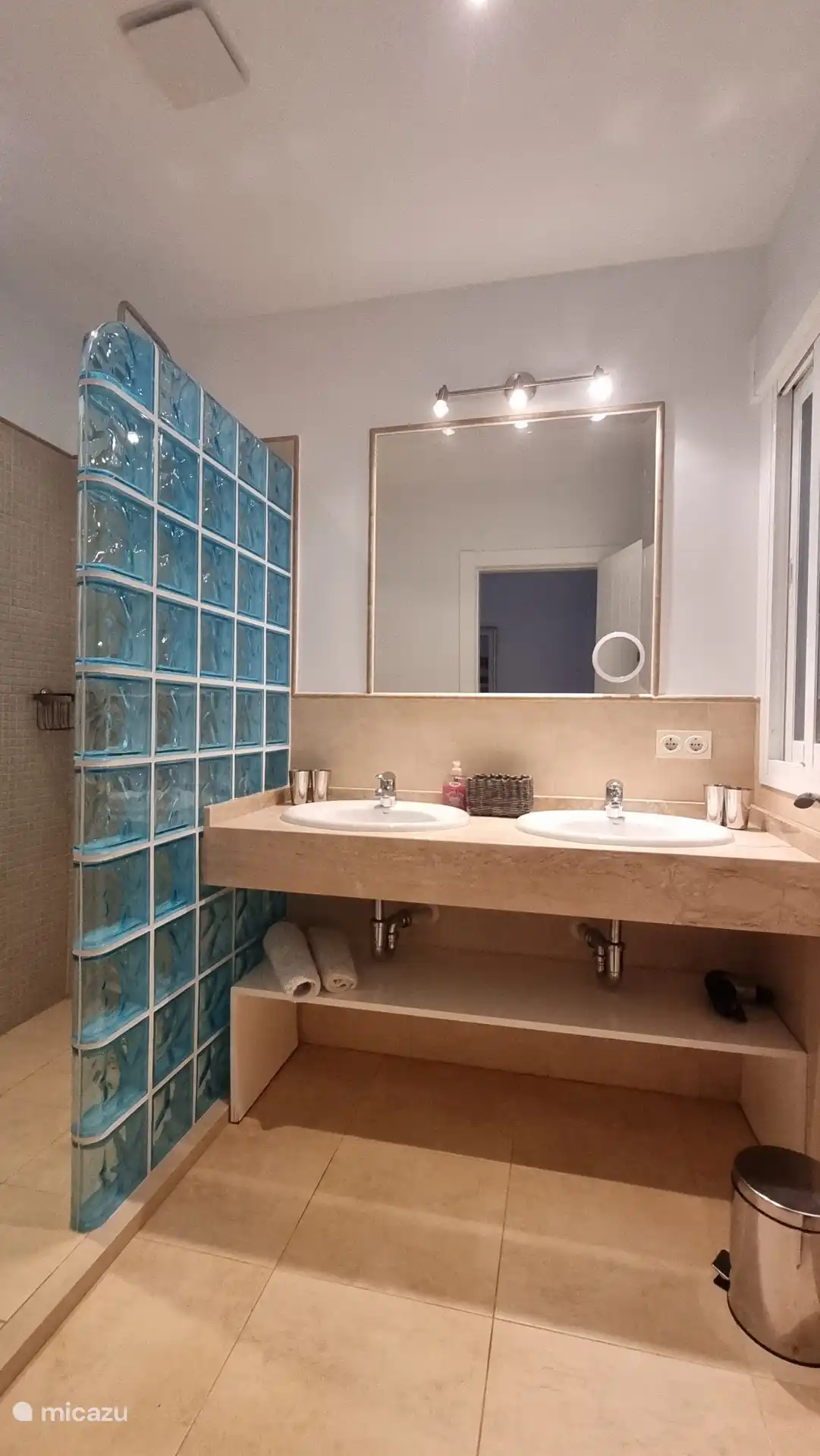 Badezimmer 2