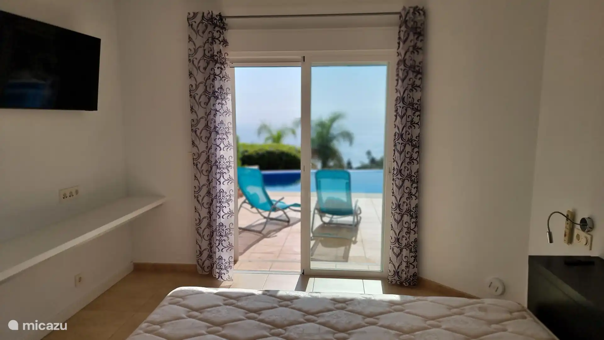 Blick aus einem anderen Schlafzimmer 