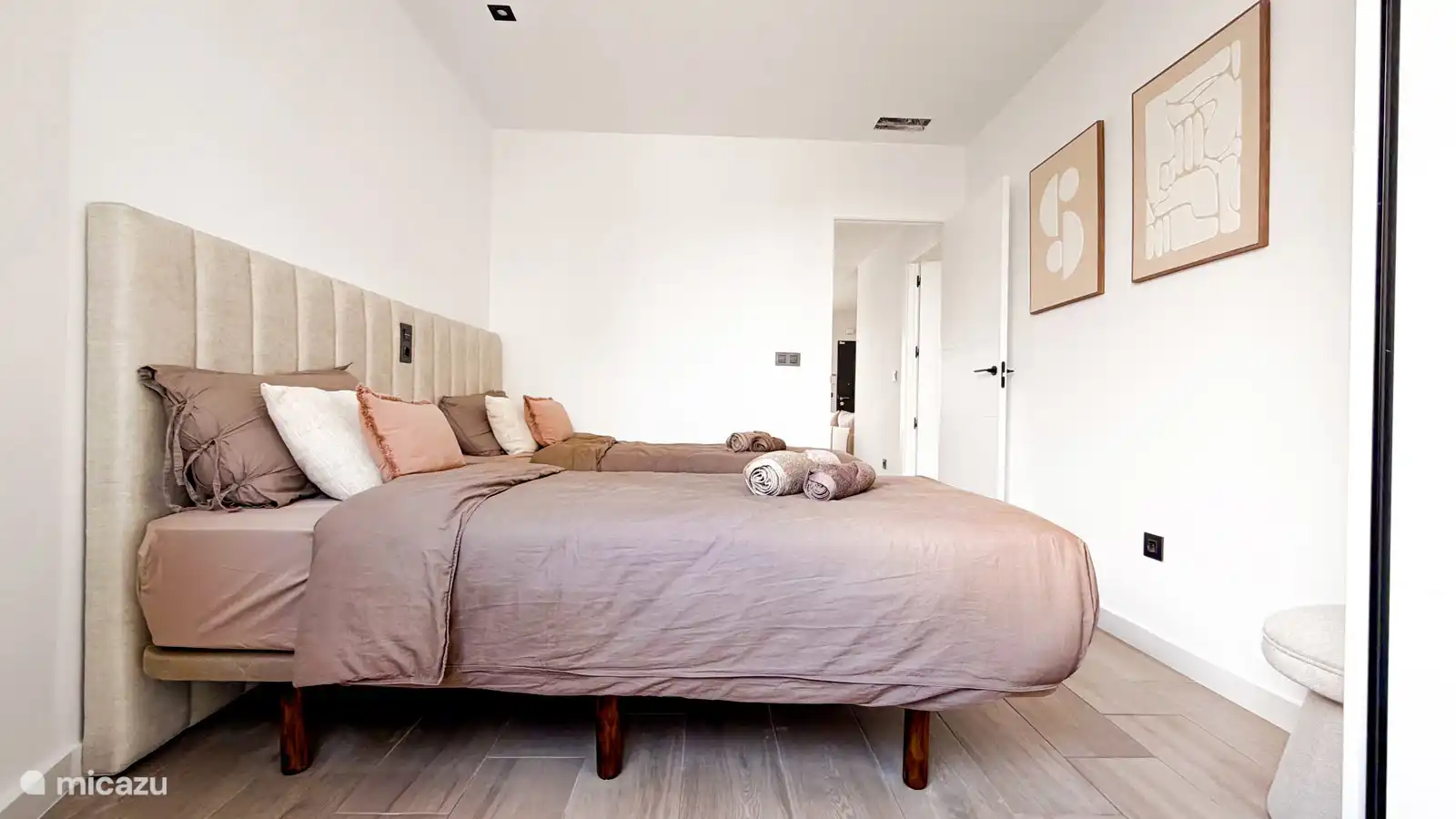 Dormitorio con 2 camas individuales de 90x200