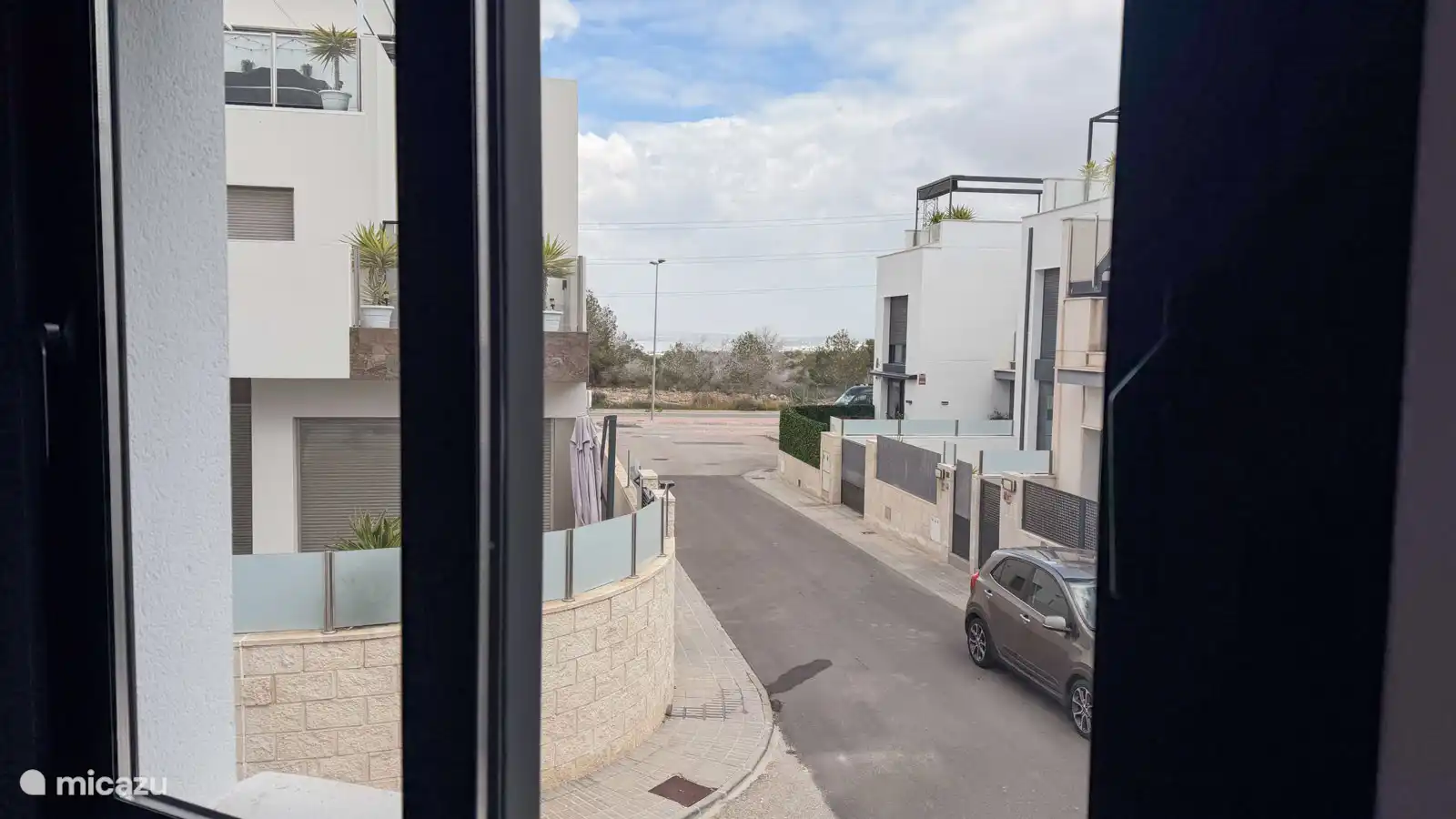 Vista de los lagos salados desde el dormitorio