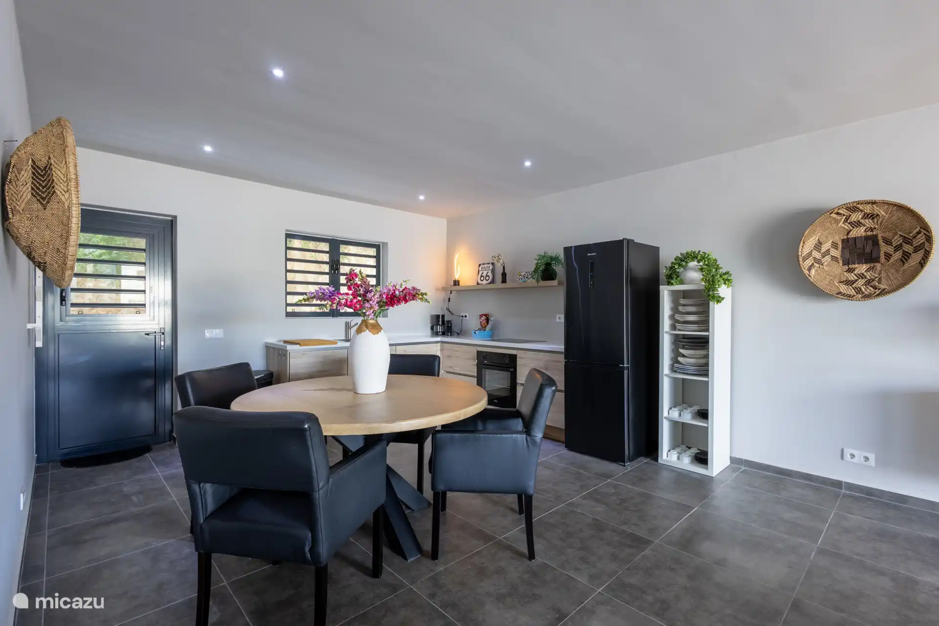 Cuisine avec salle à manger