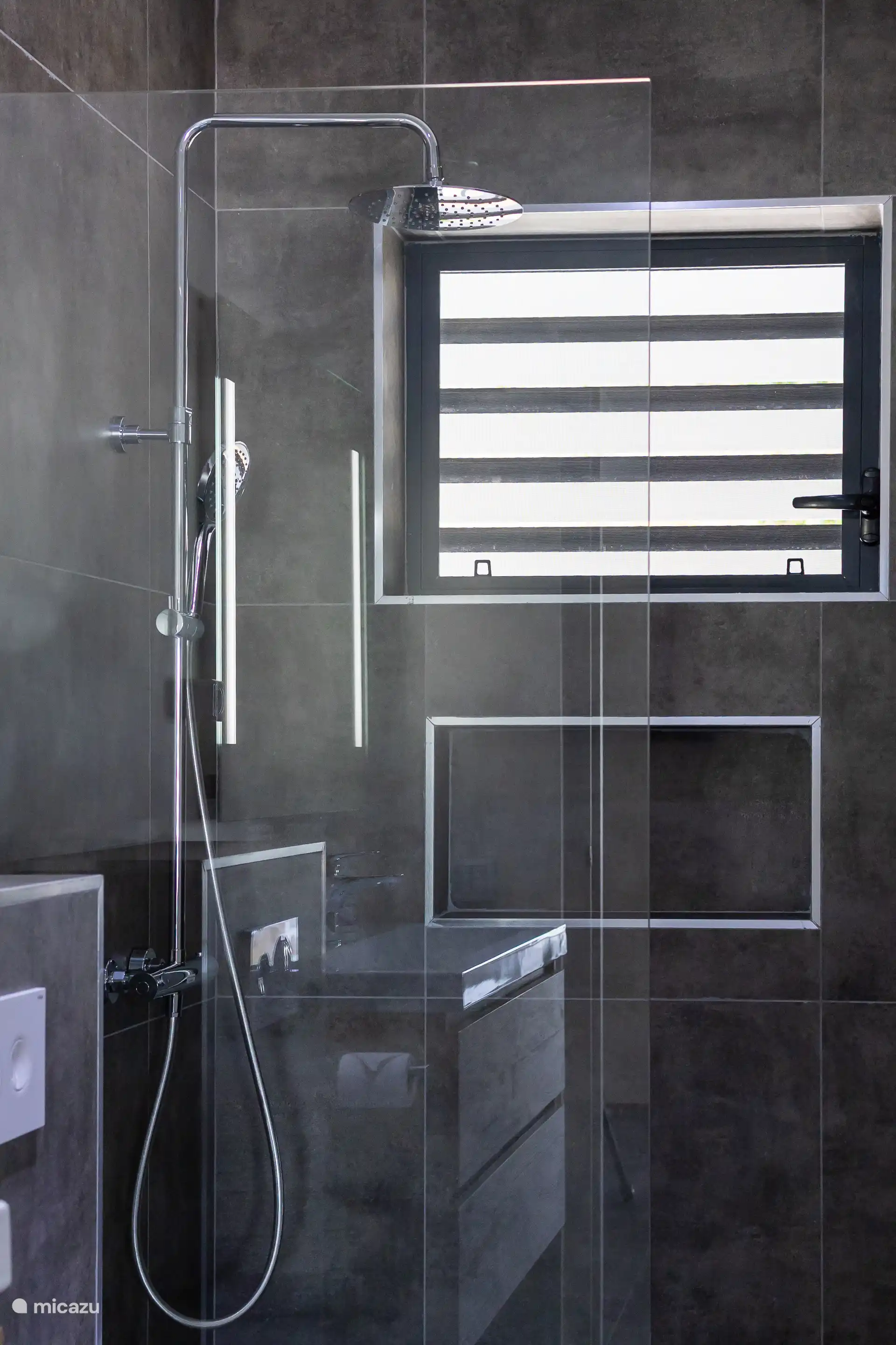 Salle de bain 1 salle de bain attenante