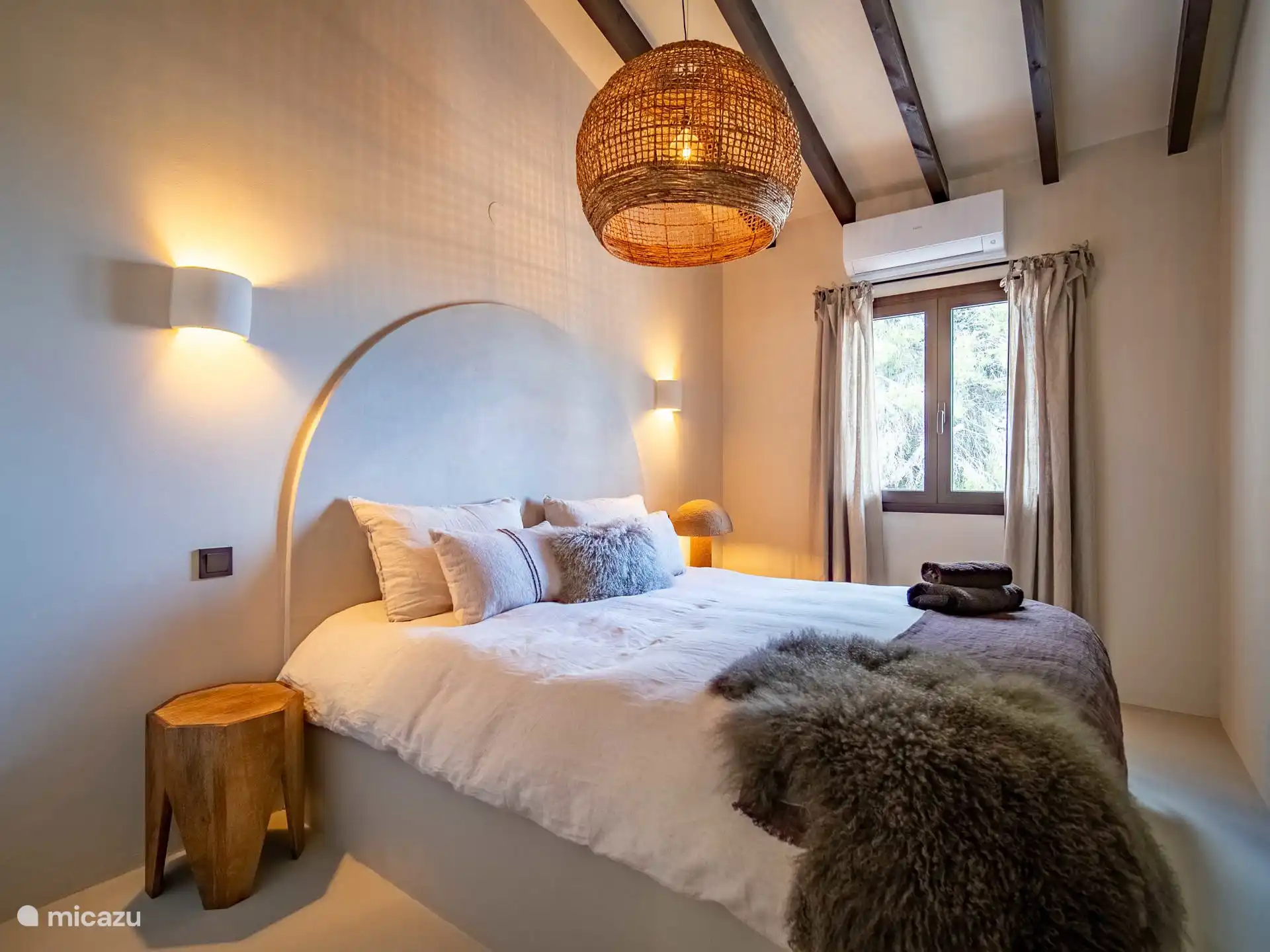 The James - Primer dormitorio