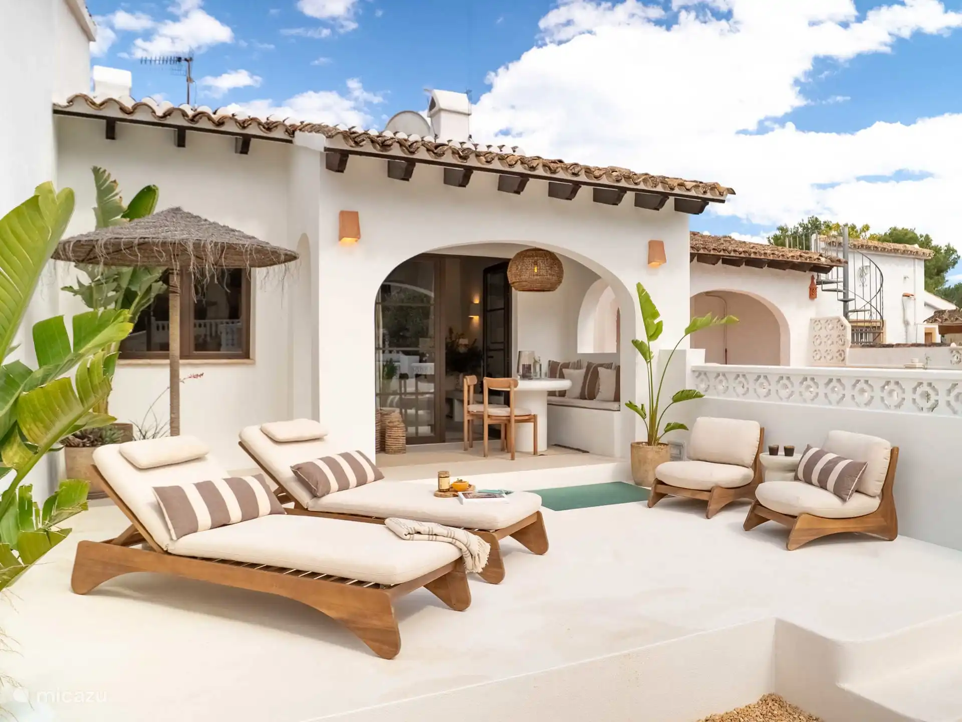villa en Costa Blanca Norte, España – El James | Boutique Bungalow
