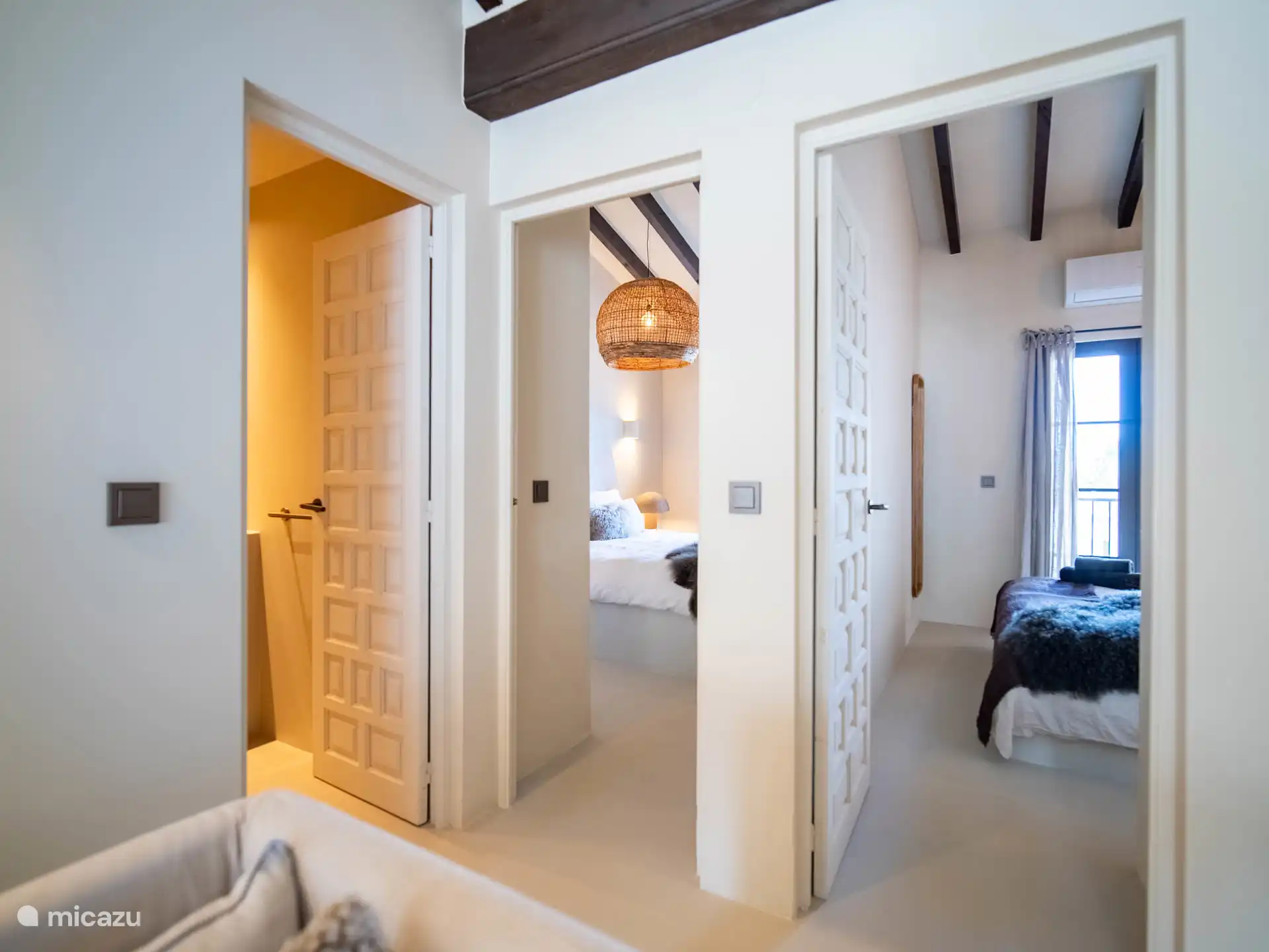 The James - Dos dormitorios y baño 