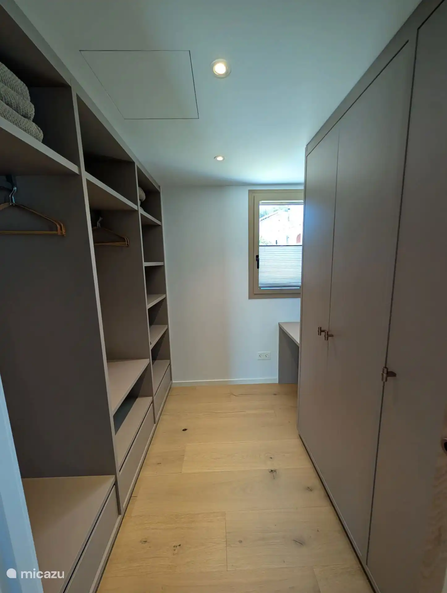 walk-in closet master bedroom