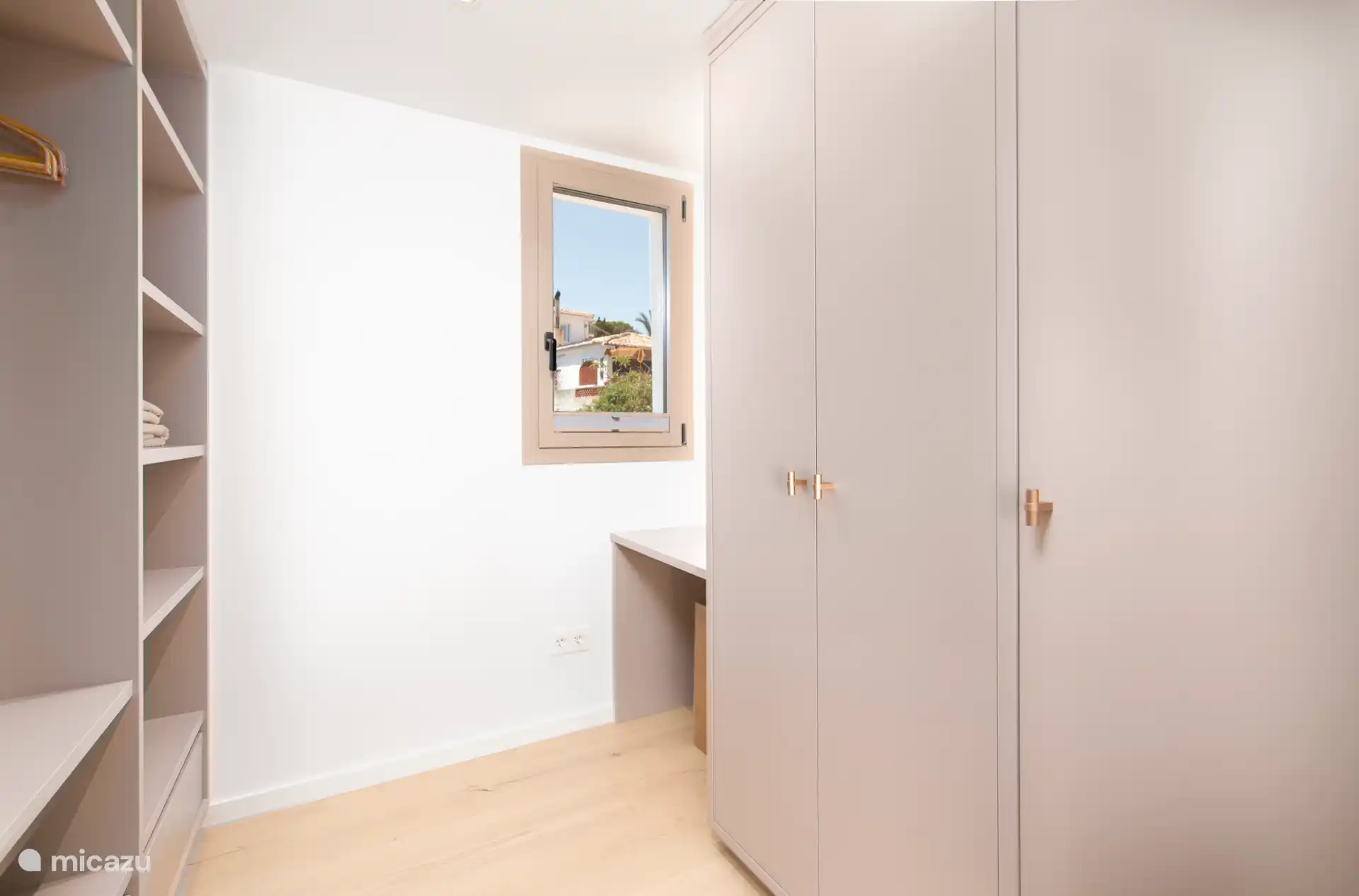 inloopkast master bedroom