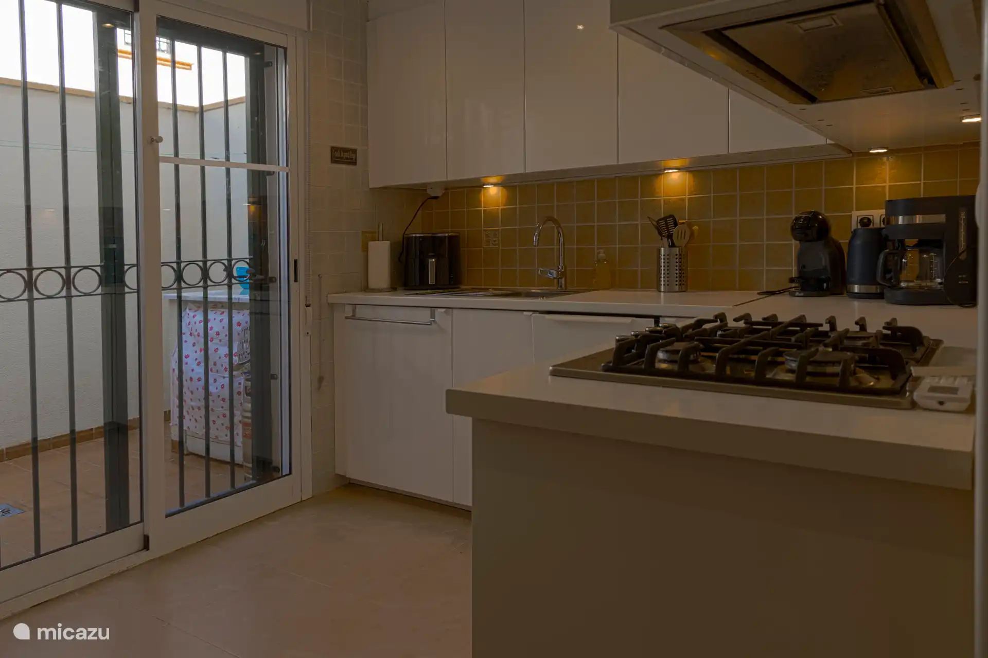 Fully equipped kitchen