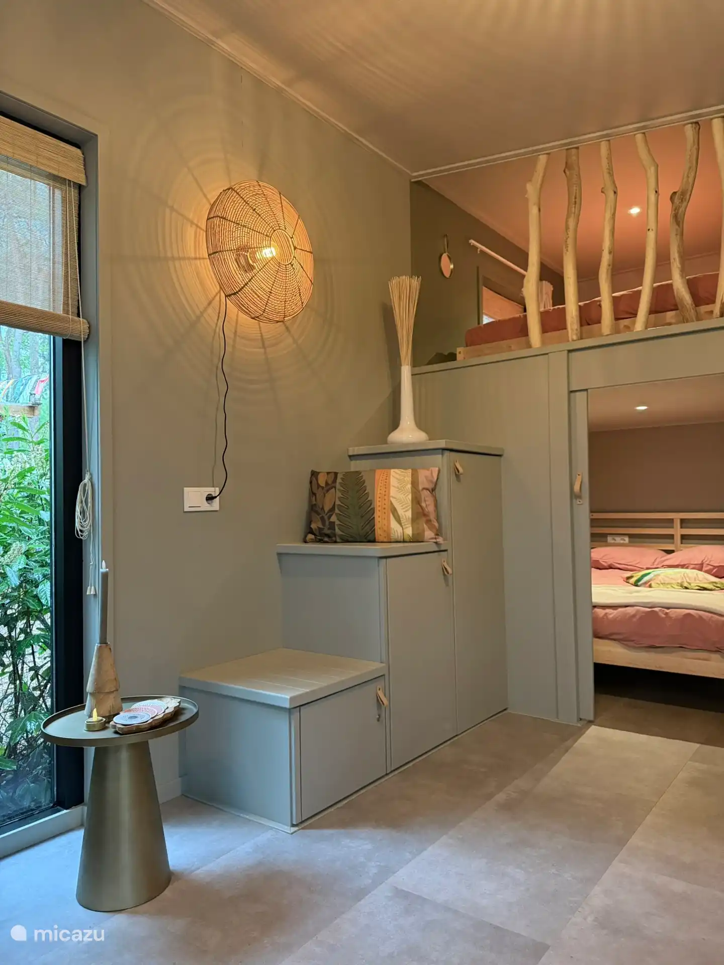 twee slaapkamers met tweepersoonsbed 140 breed. 