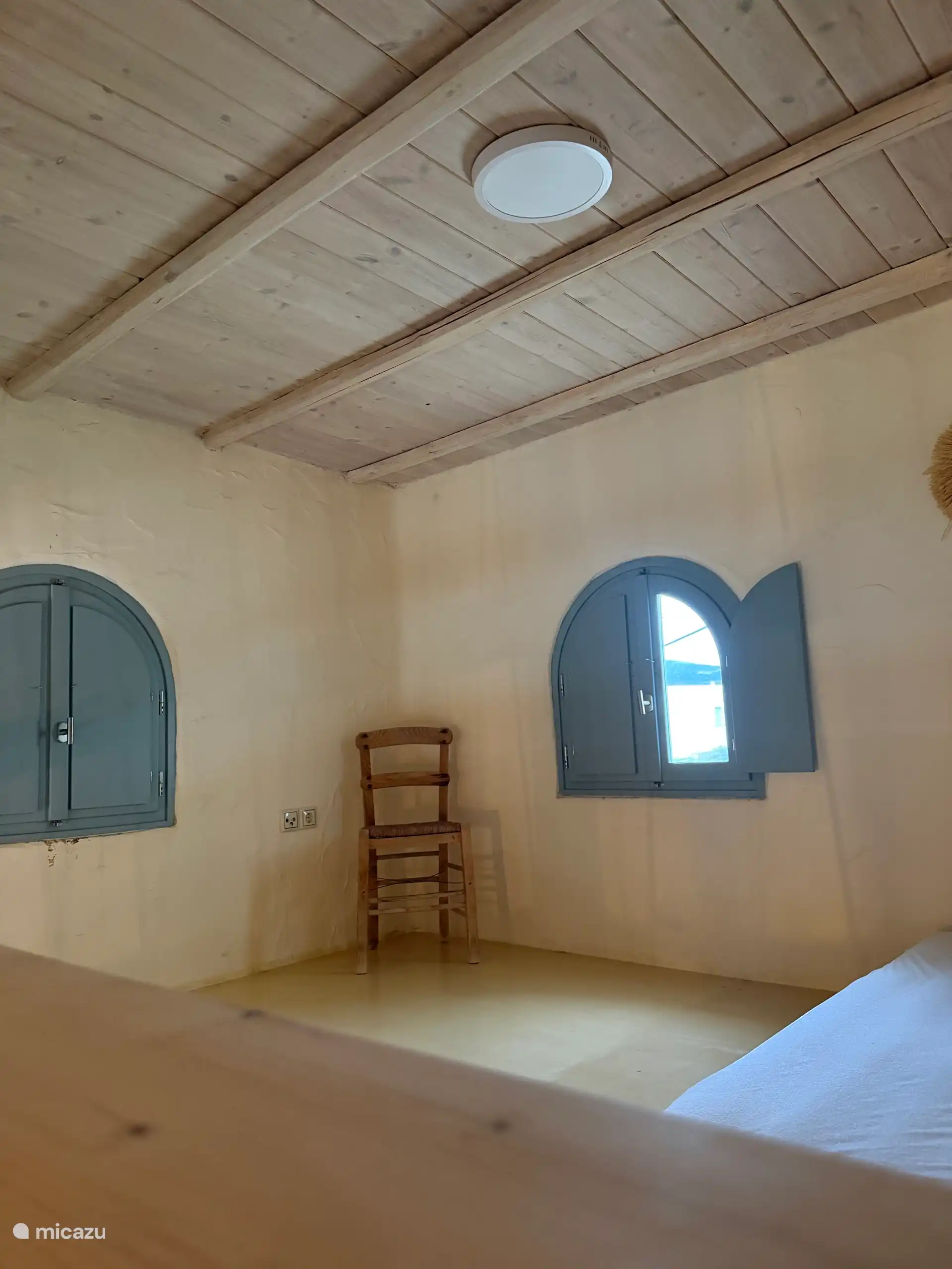 Bedroom 2, loft