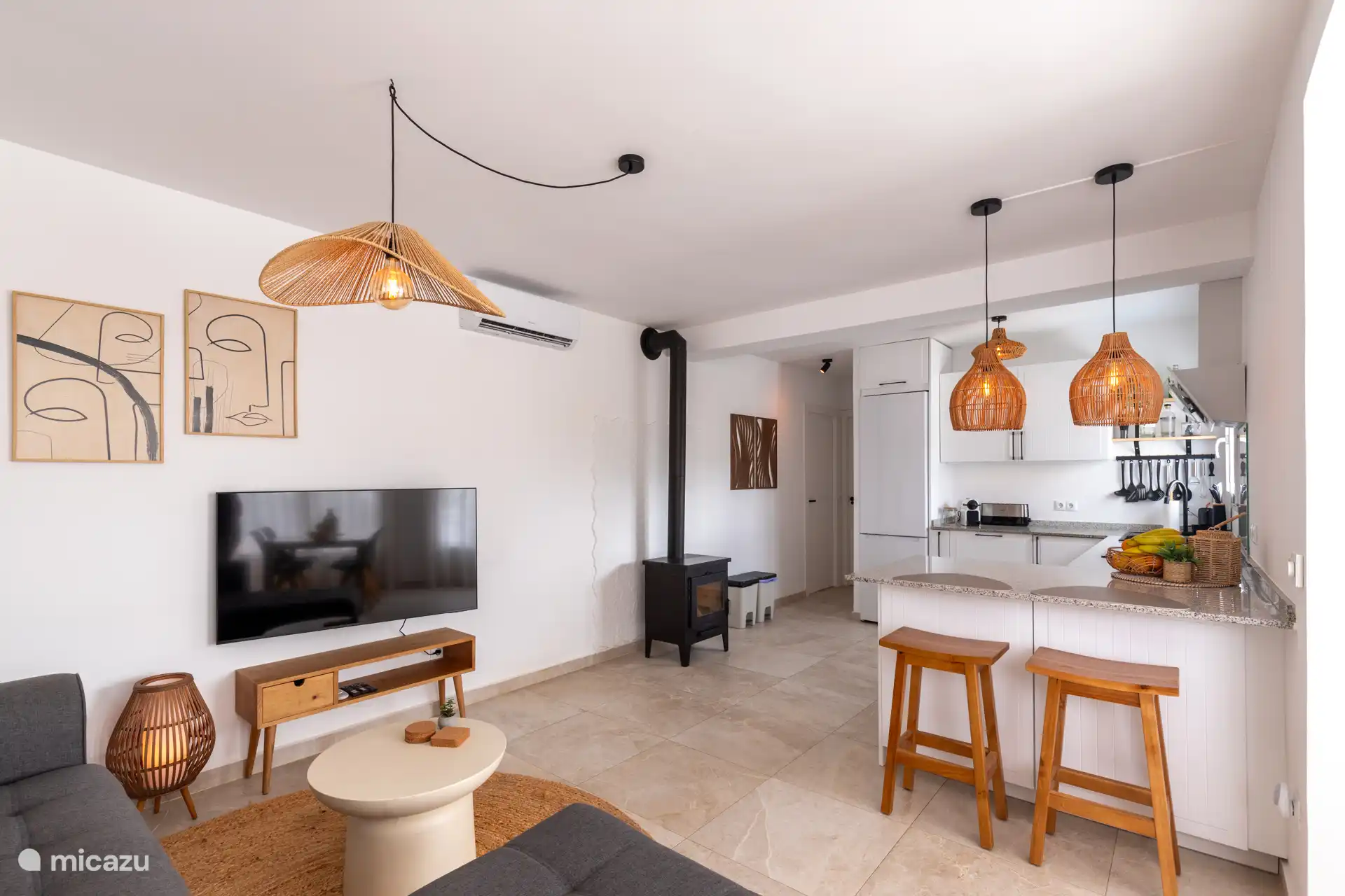 Woonkamer en keuken
