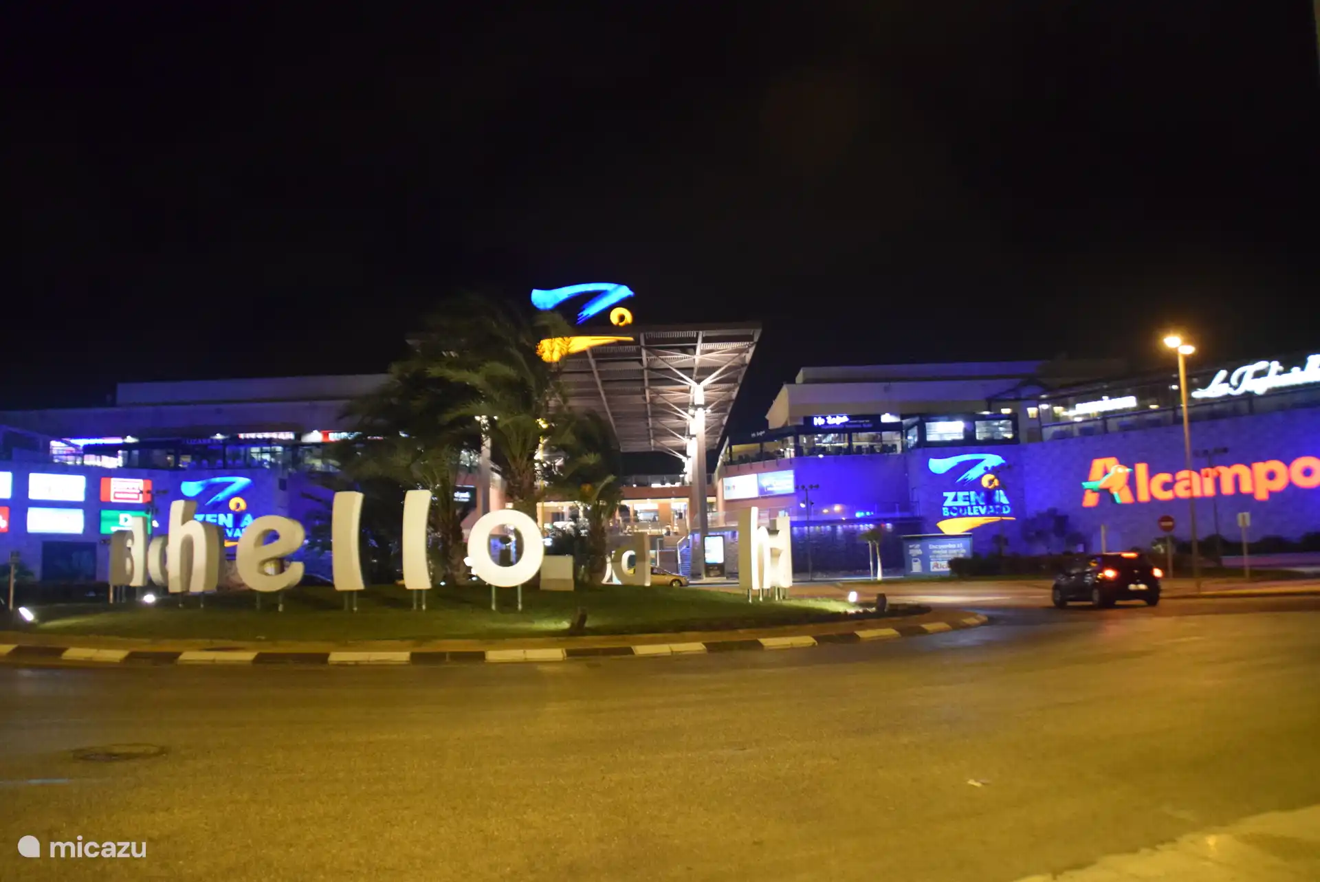 Centro Comercial - Bulevar Zenia