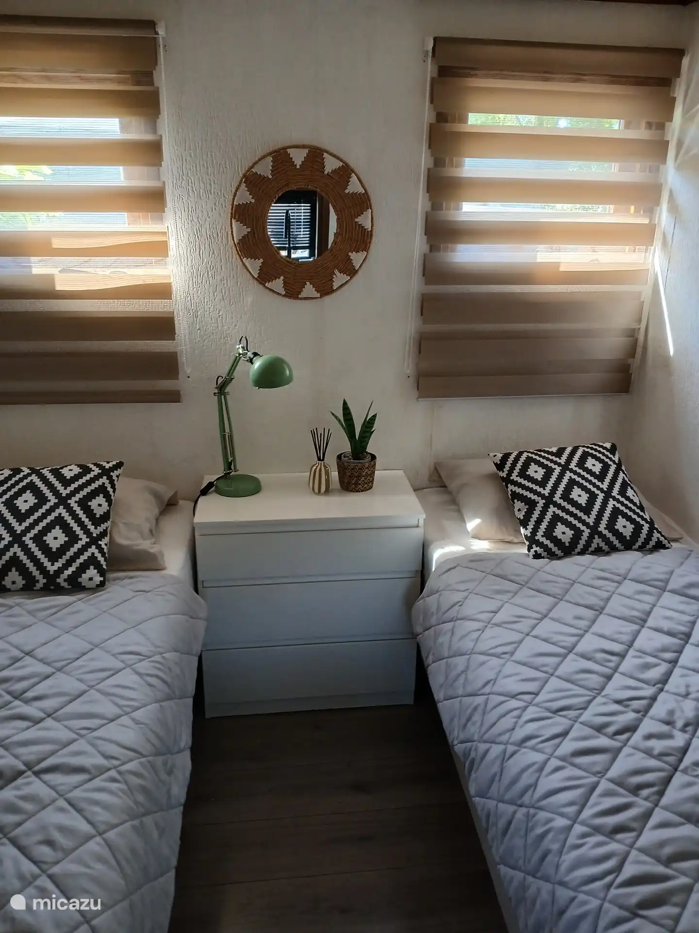 Dormitorio, camas individuales 80 x 200