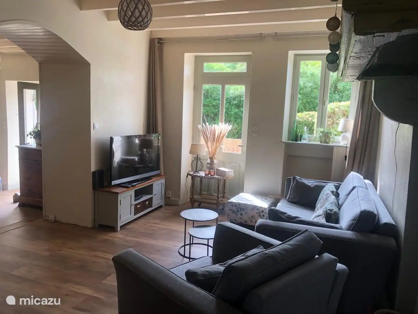 De TV ruimte in de woonkamer