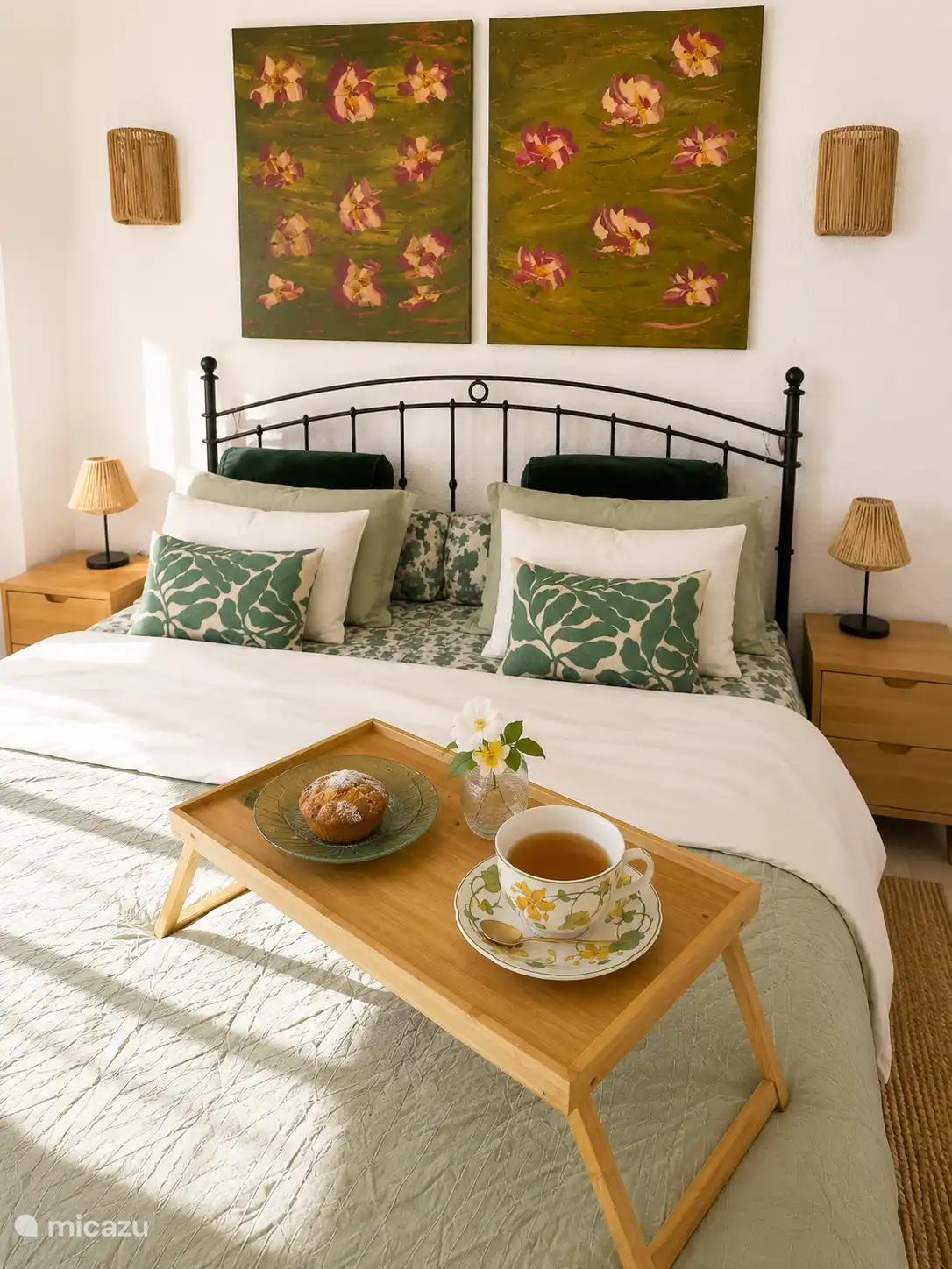 Schlafzimmer Casa Verda, ebenfalls mit grünen Akzenten. Kannst du dir hier ein Frühstück im Bett vorstellen? :)