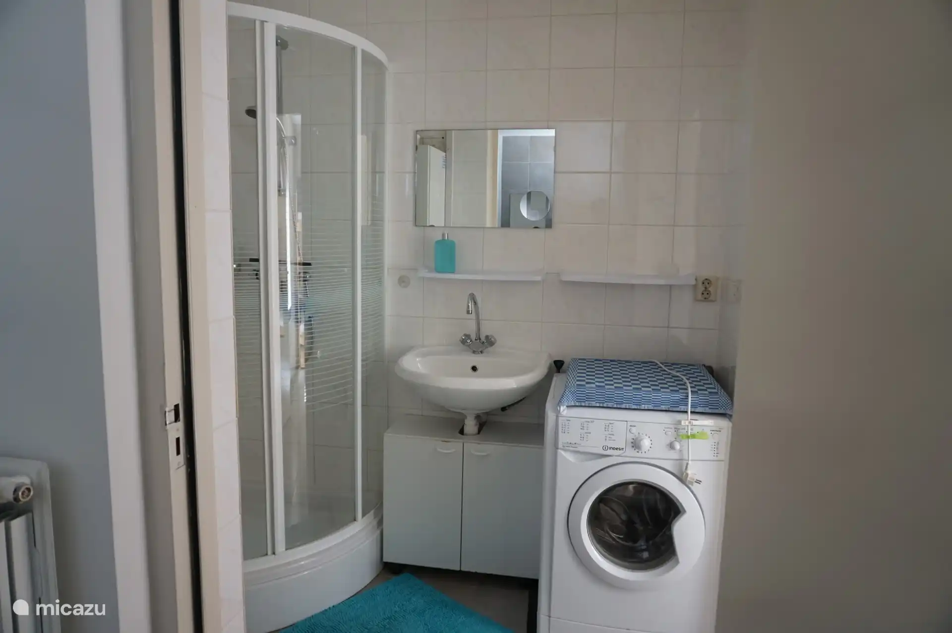 Bathroom ground floor