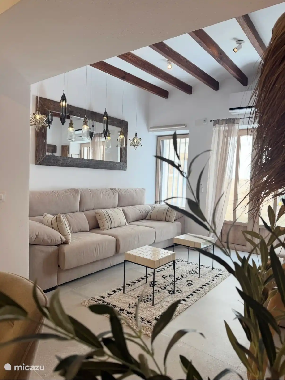 Casa Loreto dispose d’un coin salon confortable et douillet avec une télévision