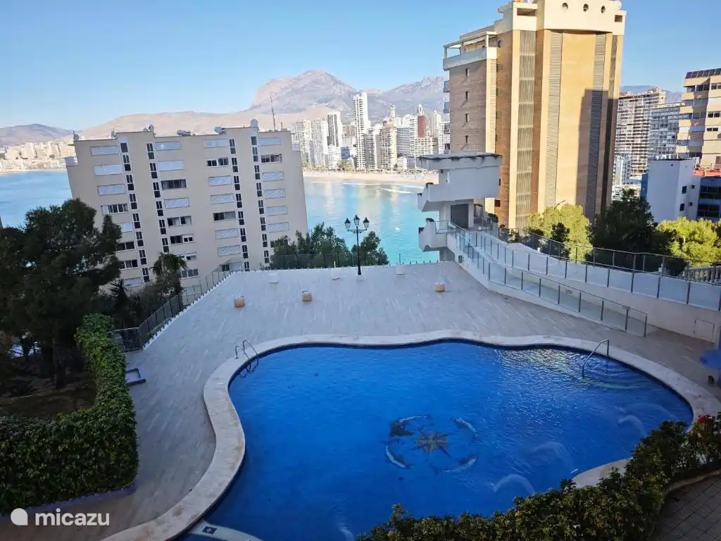 appartement huren in Spanje, Costa Blanca, Benidorm – Modern appartement met zwembad en zeezicht 
