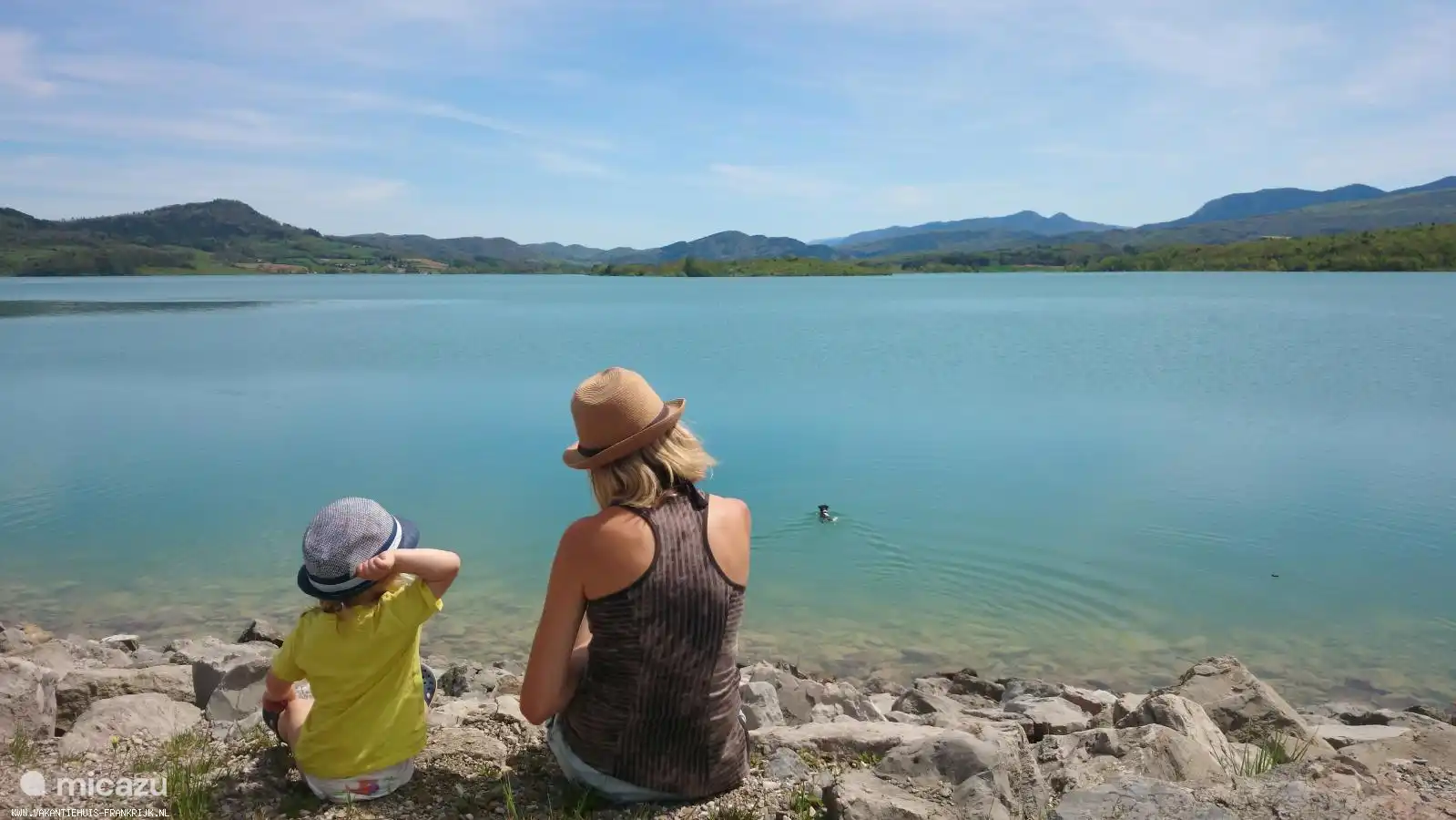 El lago (a 5 km)