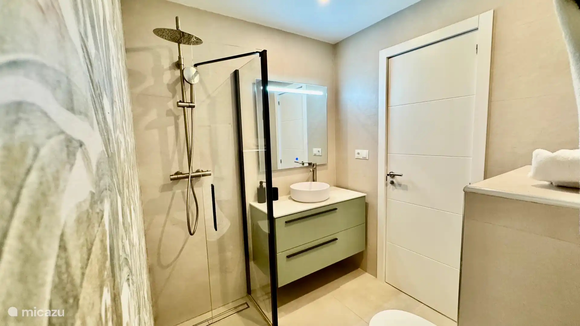 Badkamer 1