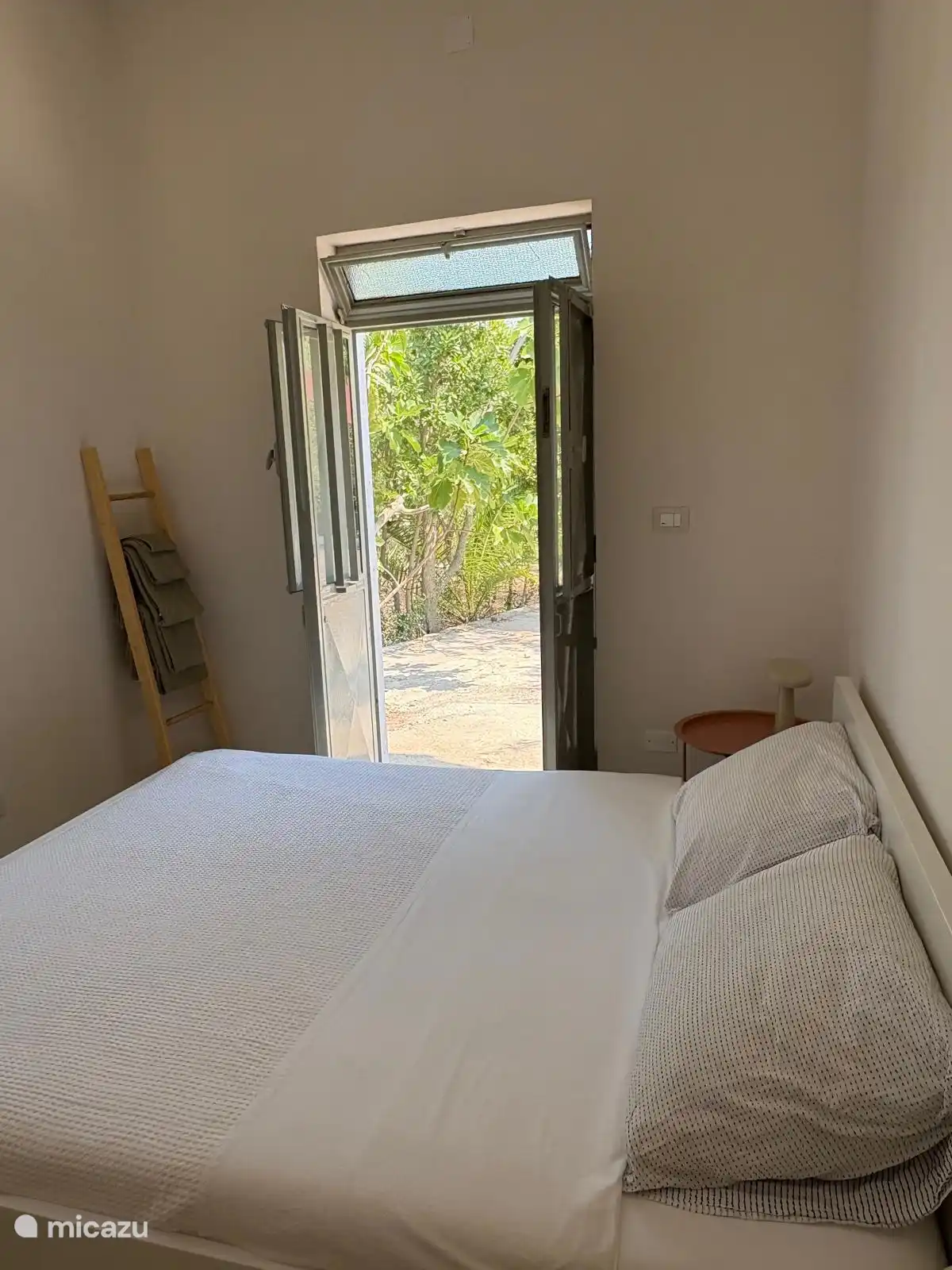 Zweites Schlafzimmer mit Terrasse