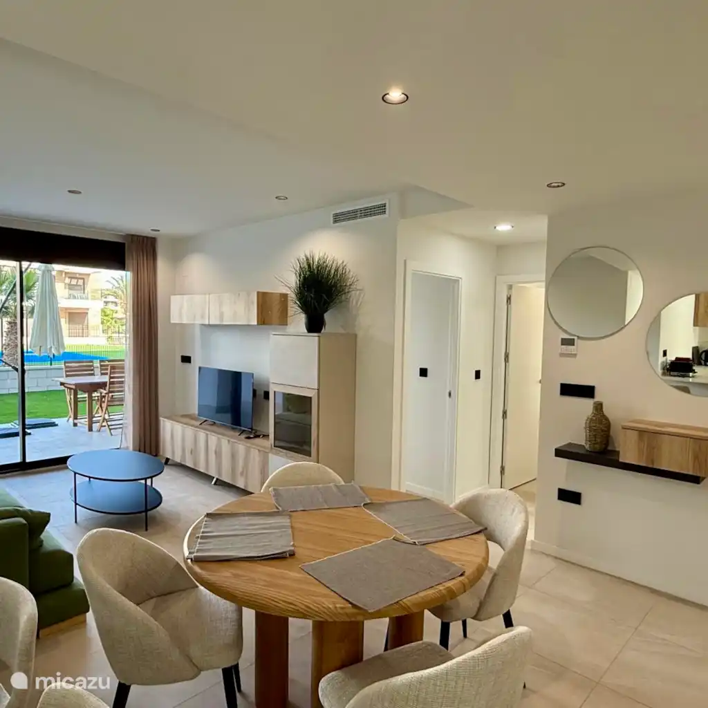 Modern appartement naast golfbaan