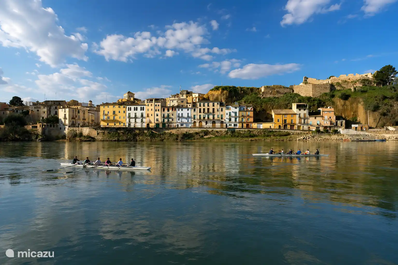 Mora d'Ebre aan de Ebro
