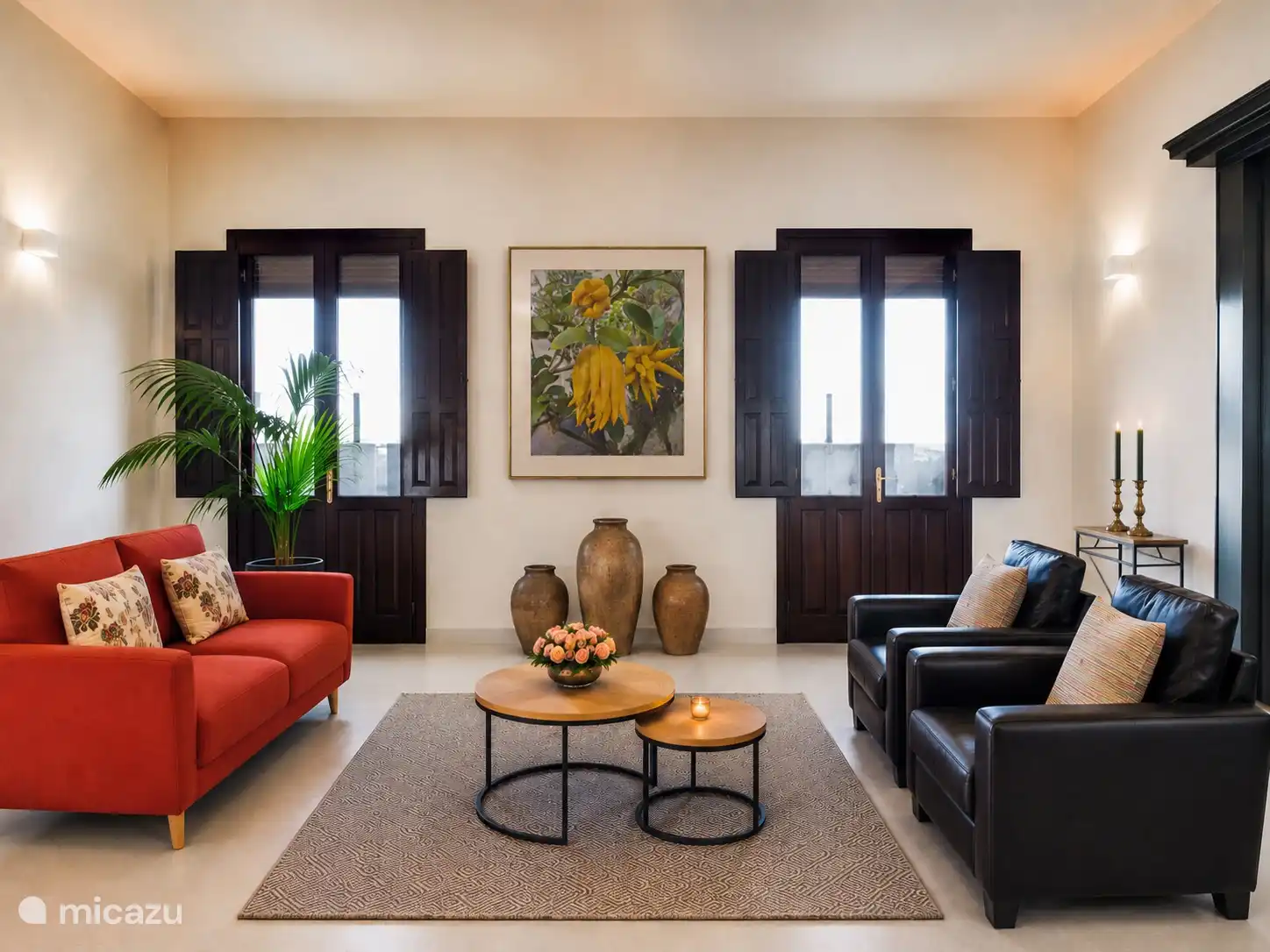 Salón con puertas francesas