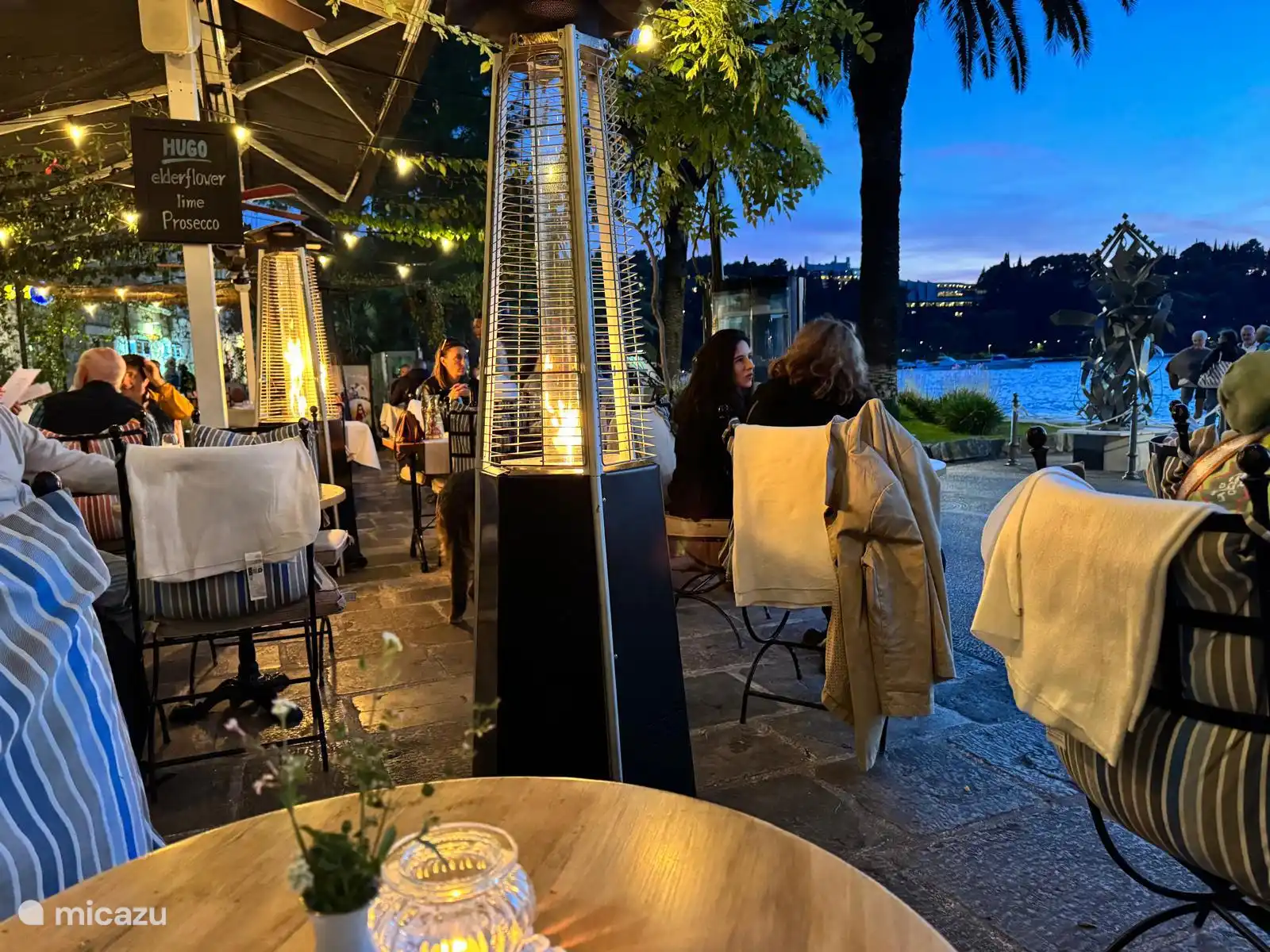 Los restaurantes en el Boulevard Cavtat