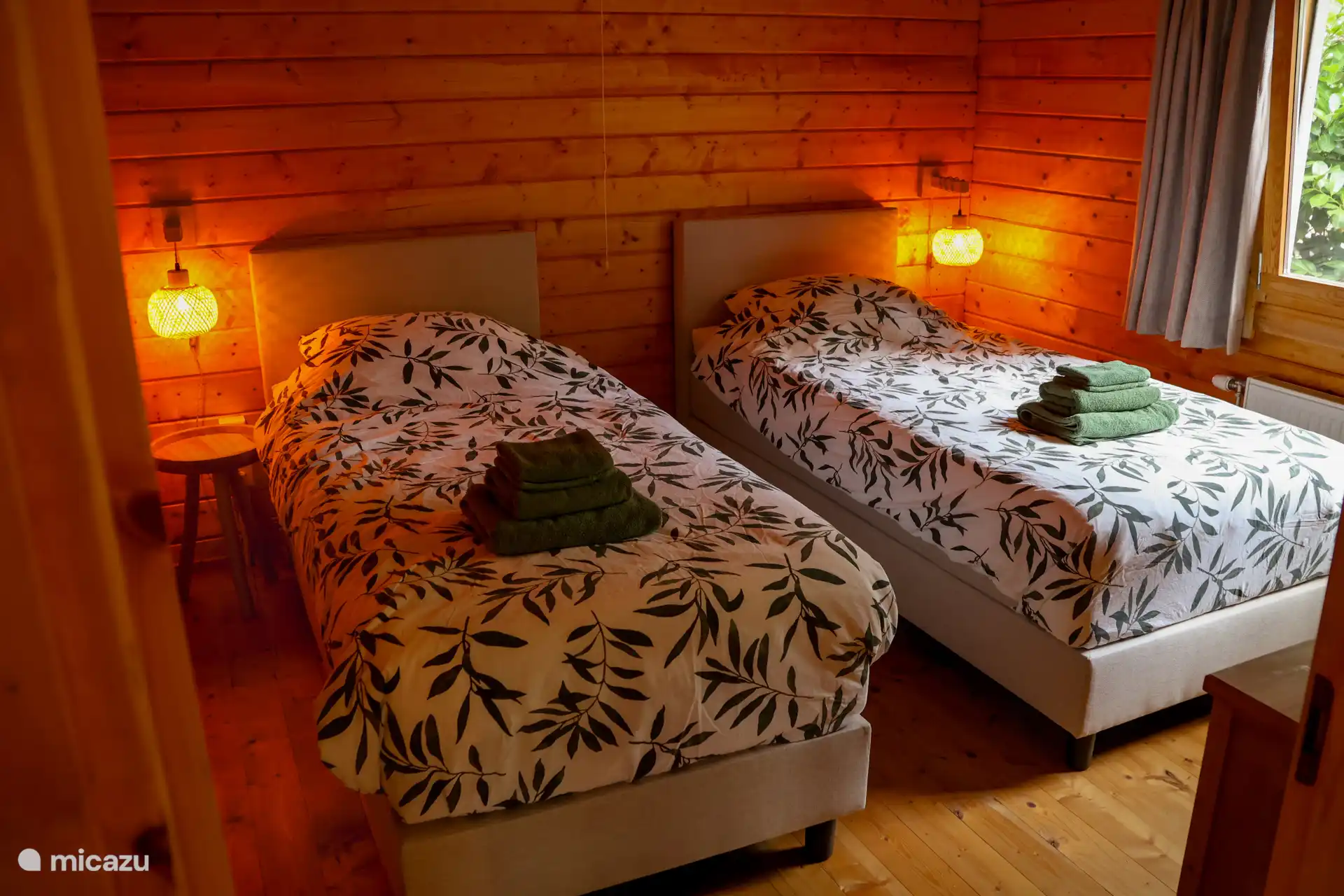 Segundo dormitorio con dos somieres individuales