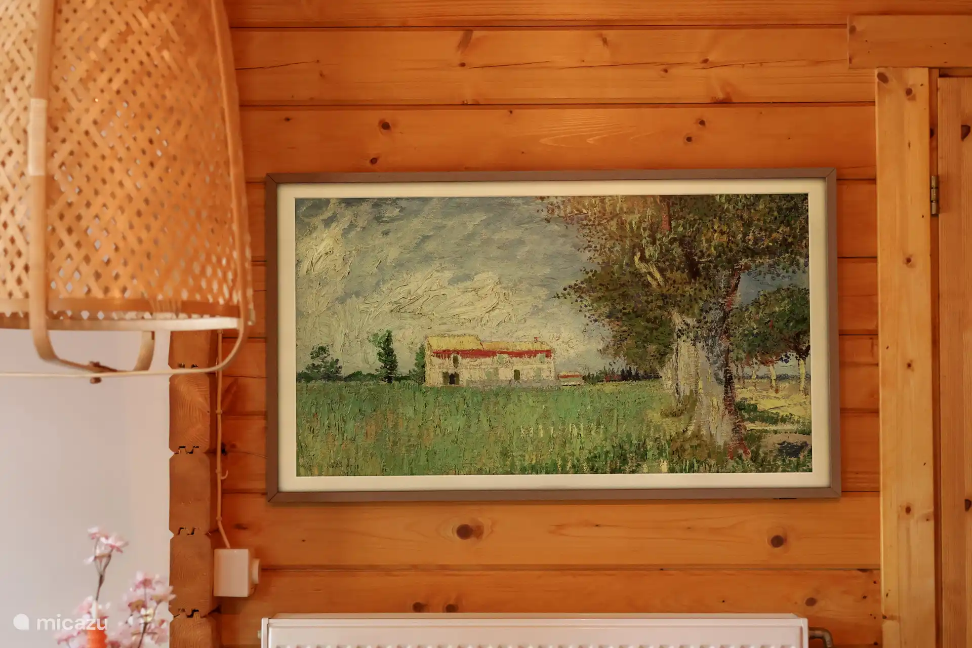 Samsung Frame smart TV