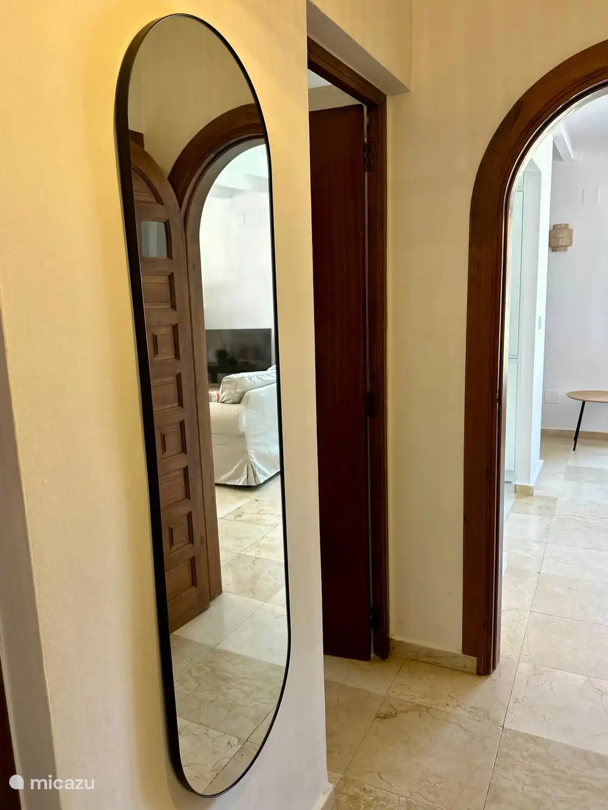 casa Querencia, hal