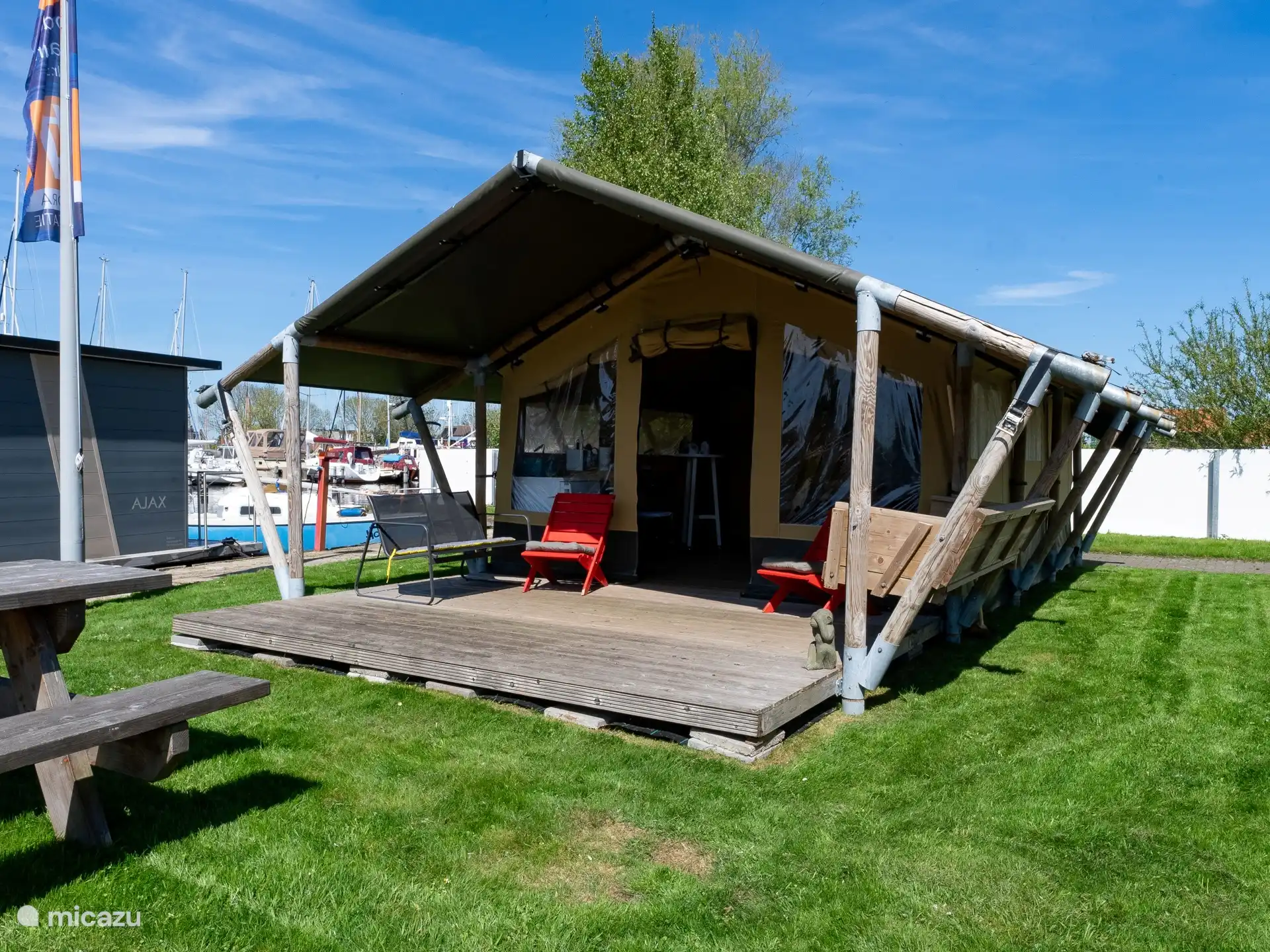  Safari tent Heeg | 4 persons in Netherlands, Friesland, Heeg - glamping / safari tent / yurt