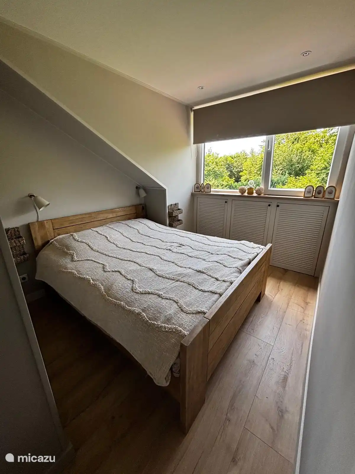 Dormitorio principal con armario espacioso