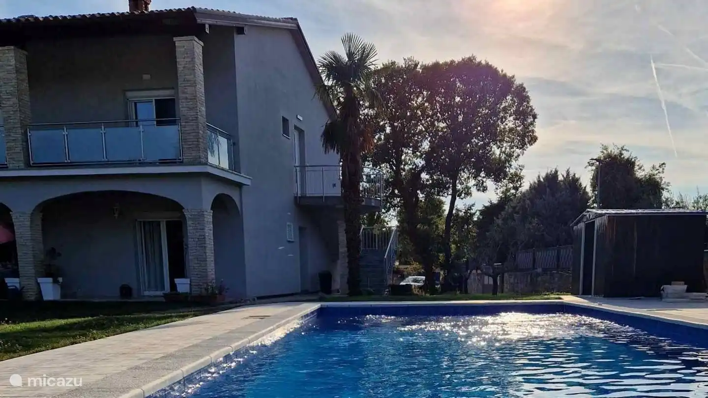 The villa with apartment