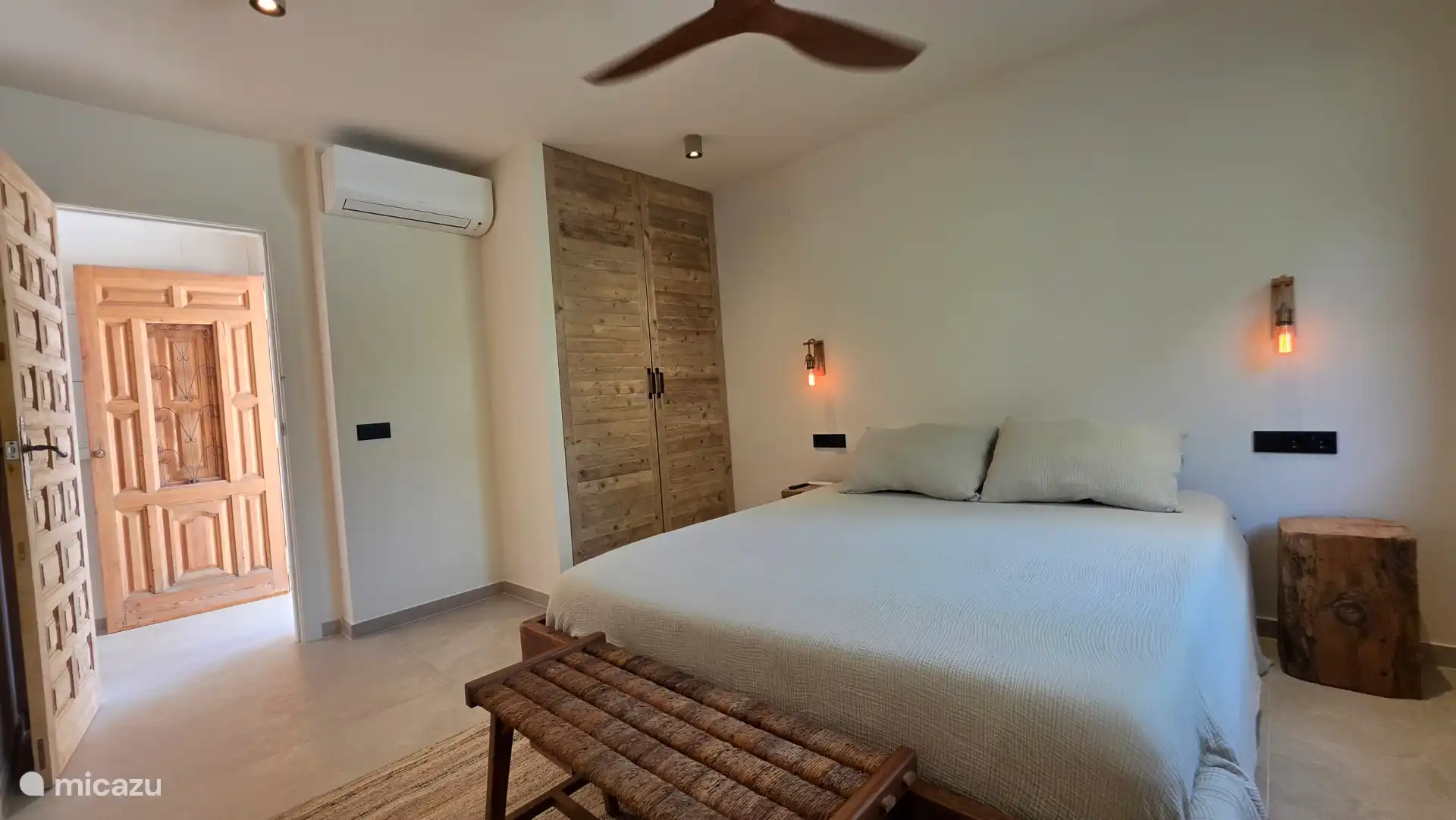 Schlafzimmer 2