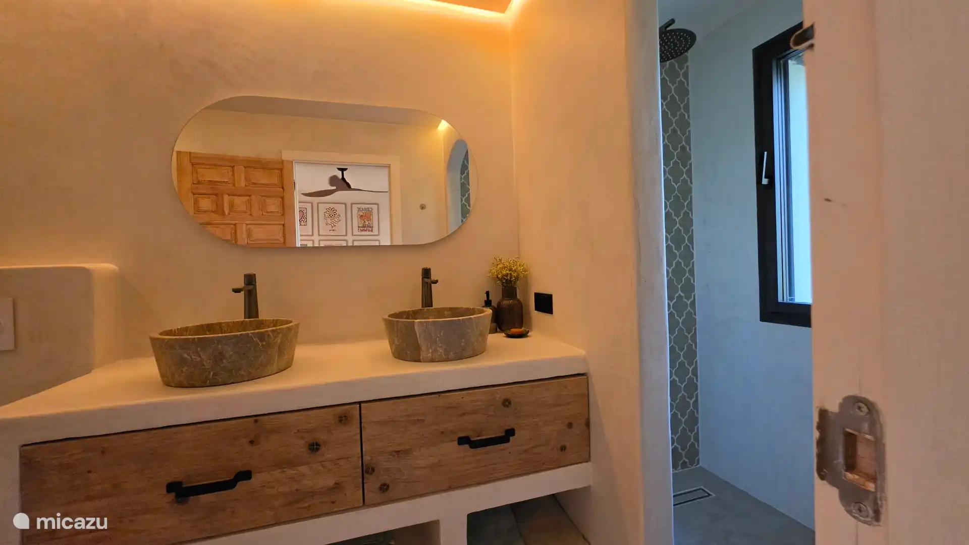 Badezimmer, Schlafzimmer 3